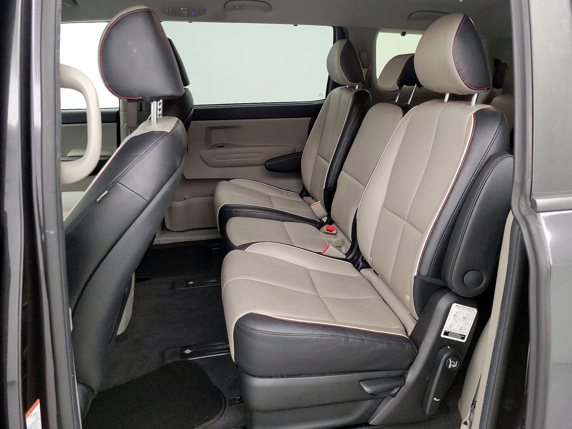 Thumbnail: 2021 Kia Sedona - 19