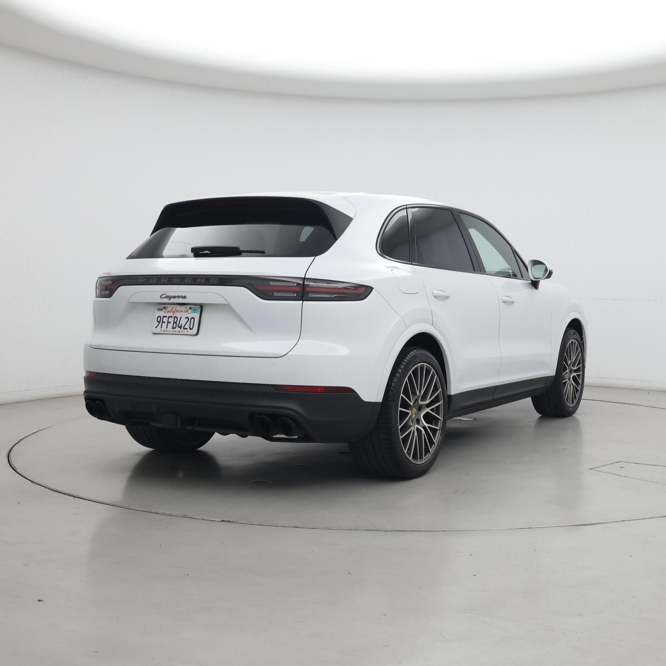 Thumbnail: 2023 Porsche Cayenne - 8