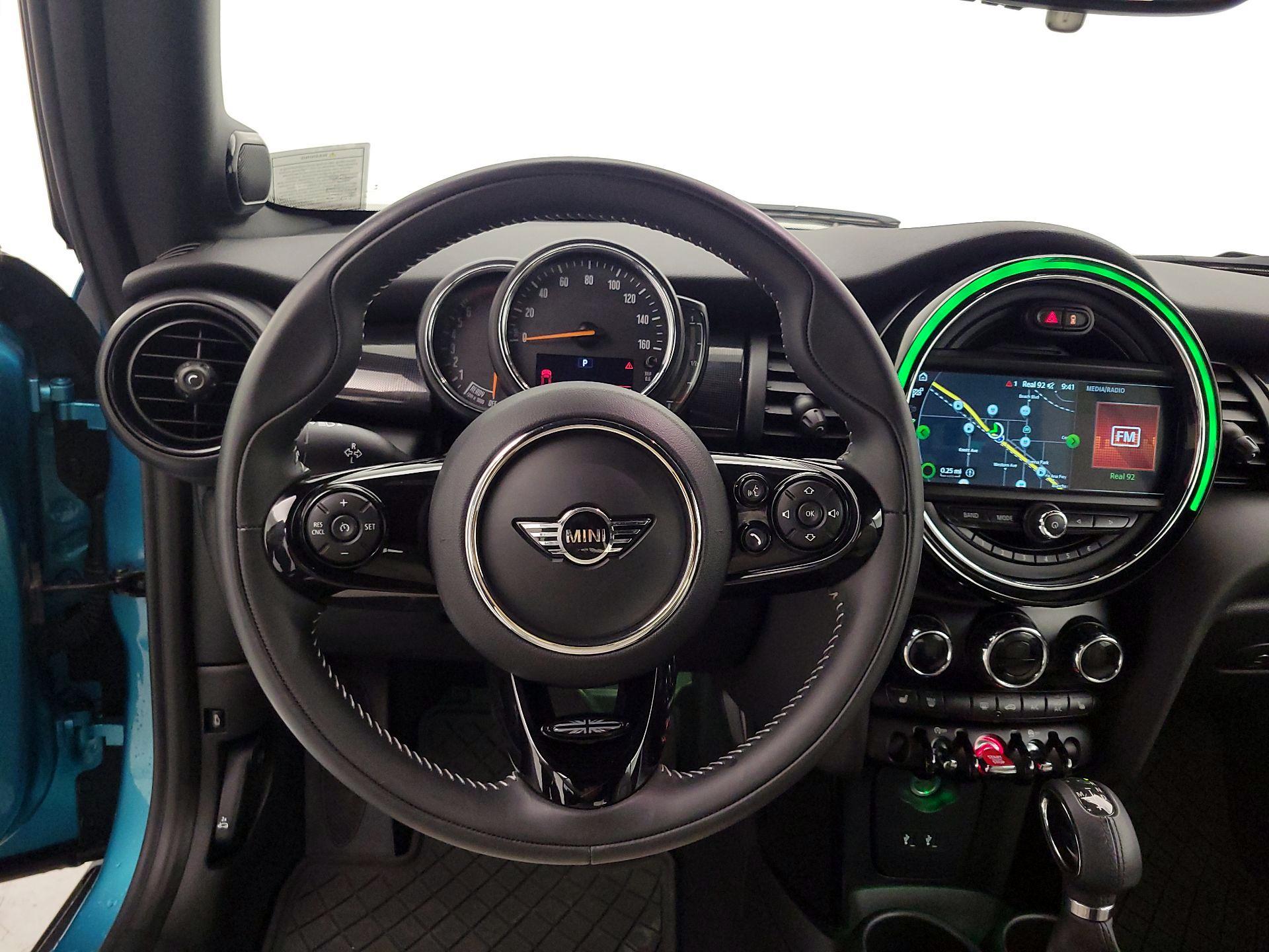 Thumbnail: 2019 MINI Cooper - 10