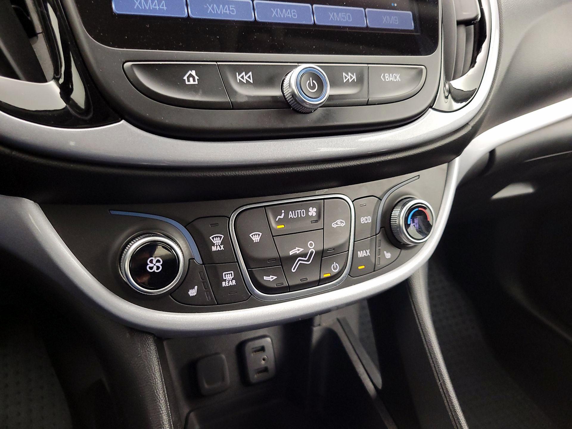 Thumbnail: 2018 Chevrolet Volt - 17