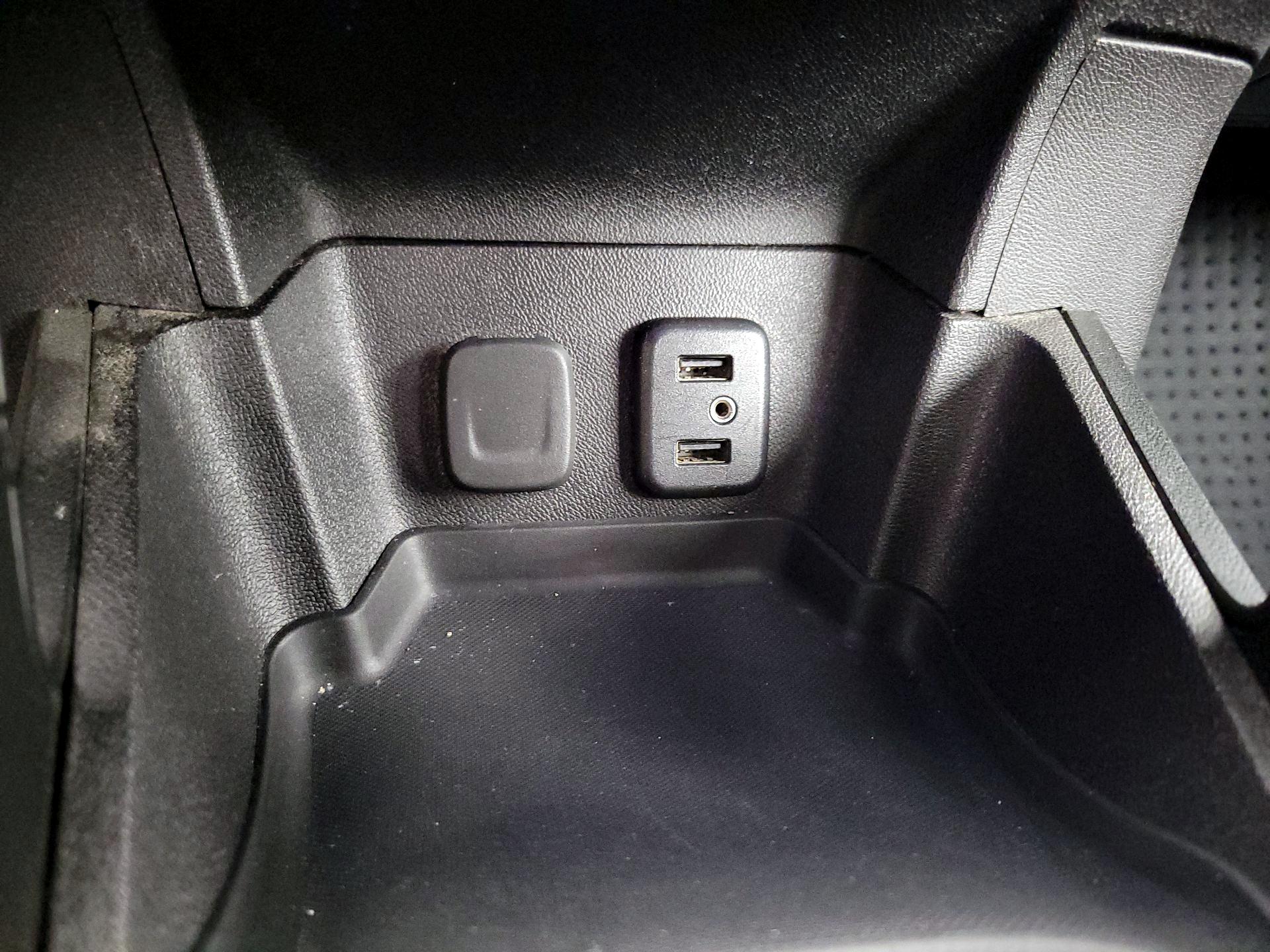 Thumbnail: 2018 Chevrolet Volt - 19