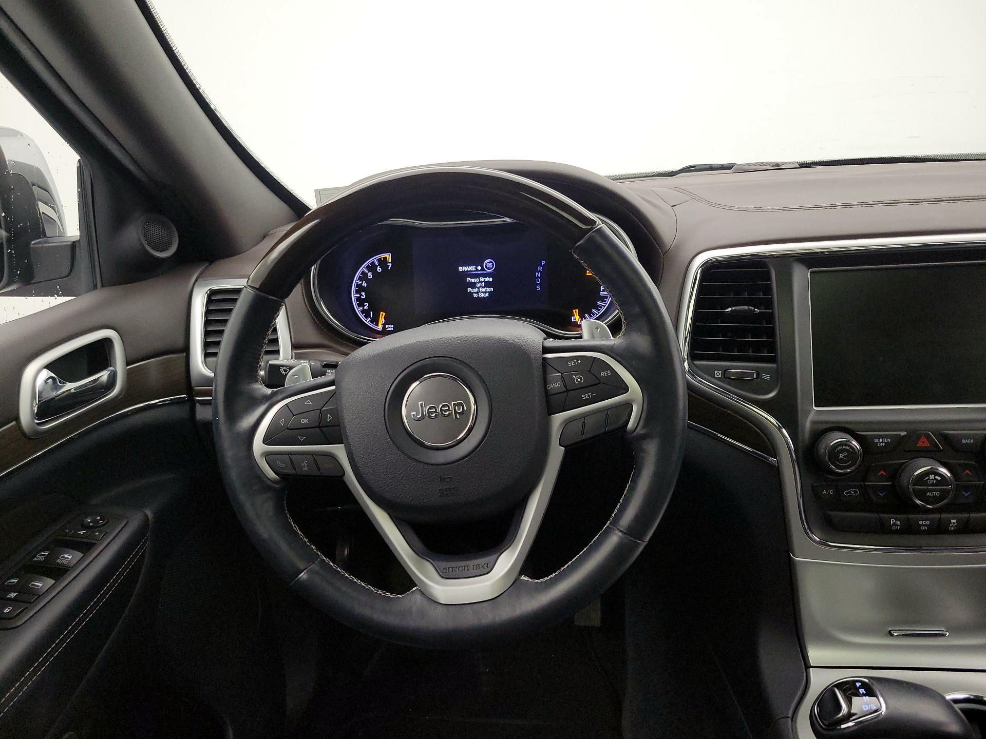 Thumbnail: 2015 Jeep Grand Cherokee - 10