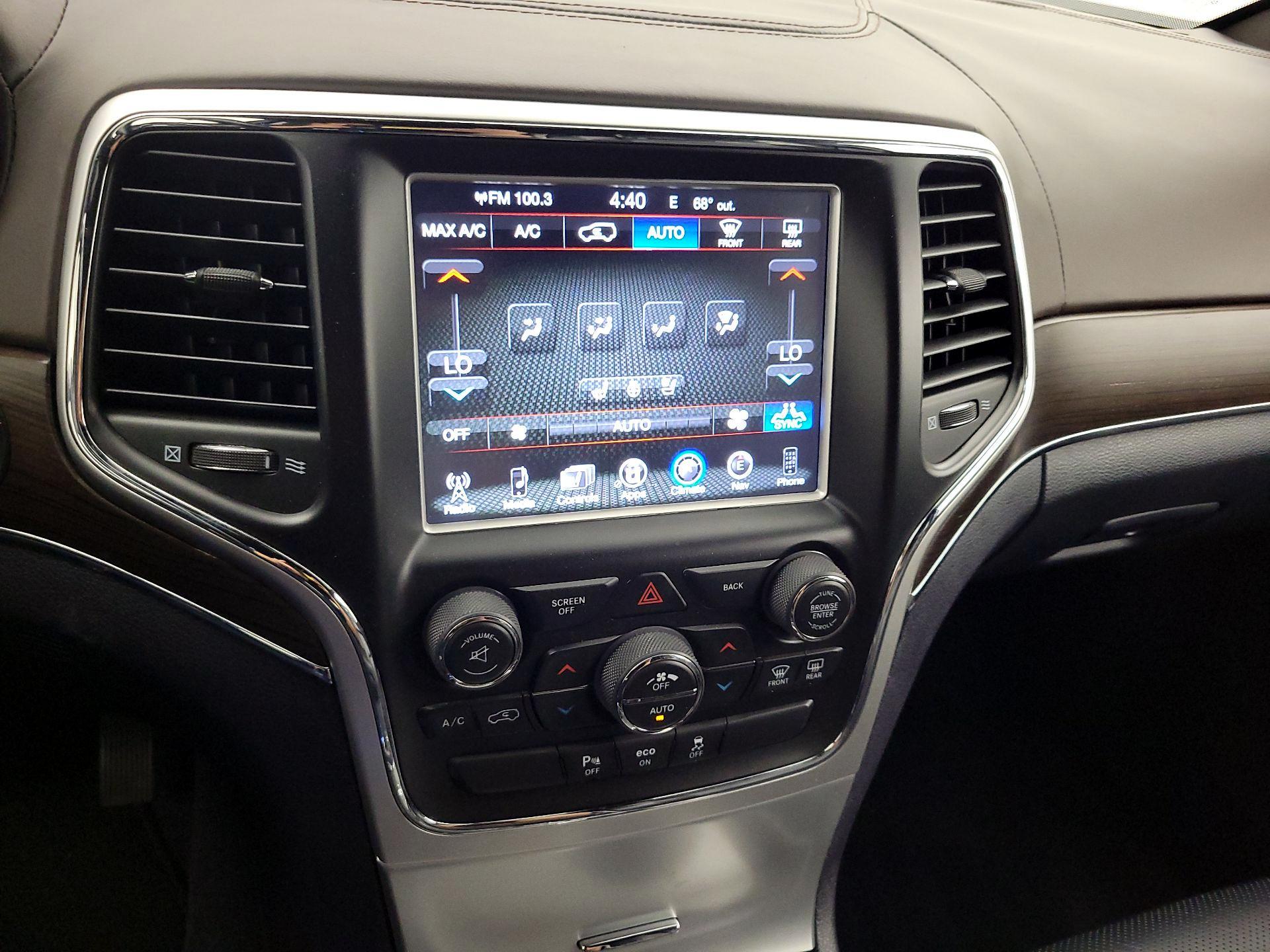 Thumbnail: 2015 Jeep Grand Cherokee - 17