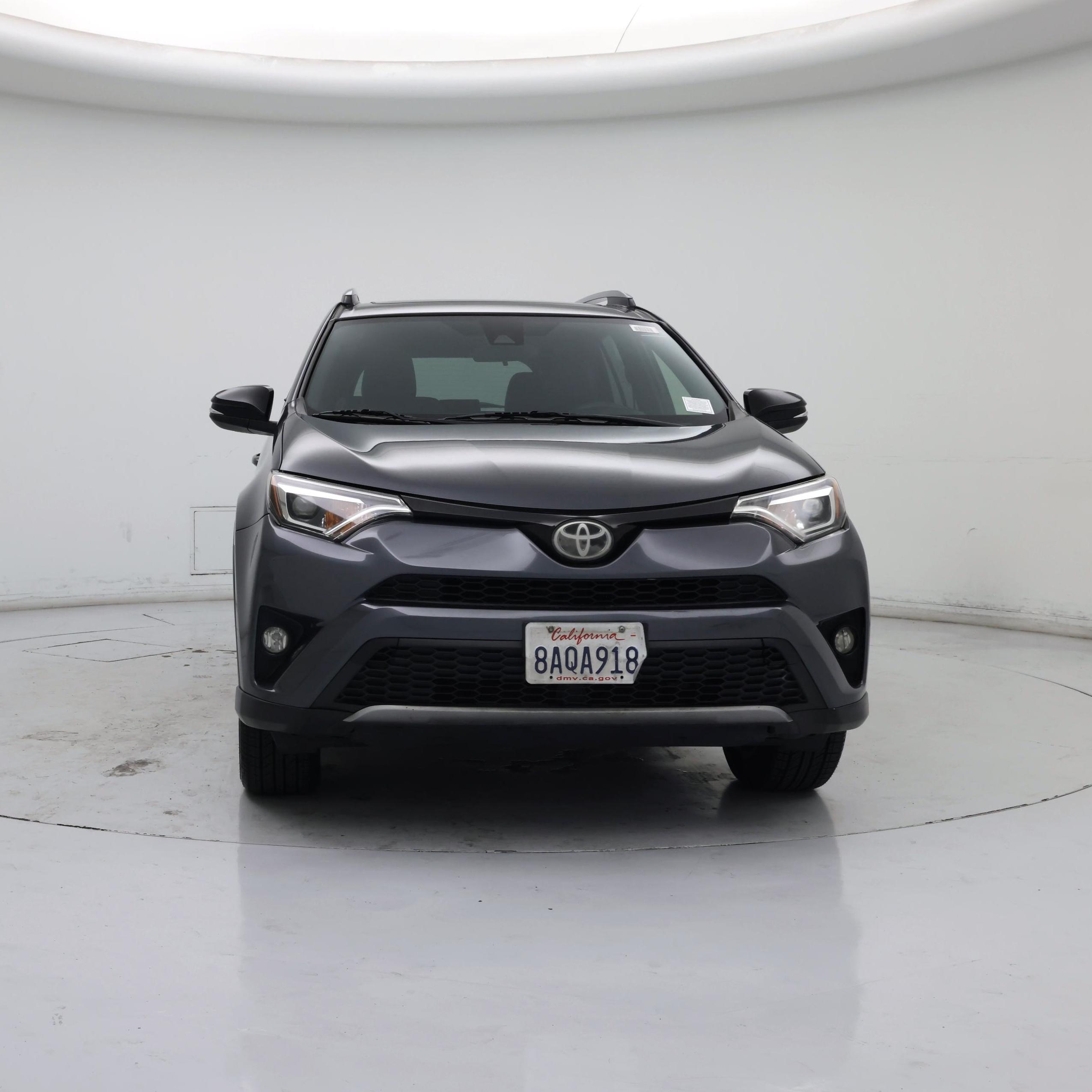 Thumbnail: 2017 Toyota RAV4 - 5