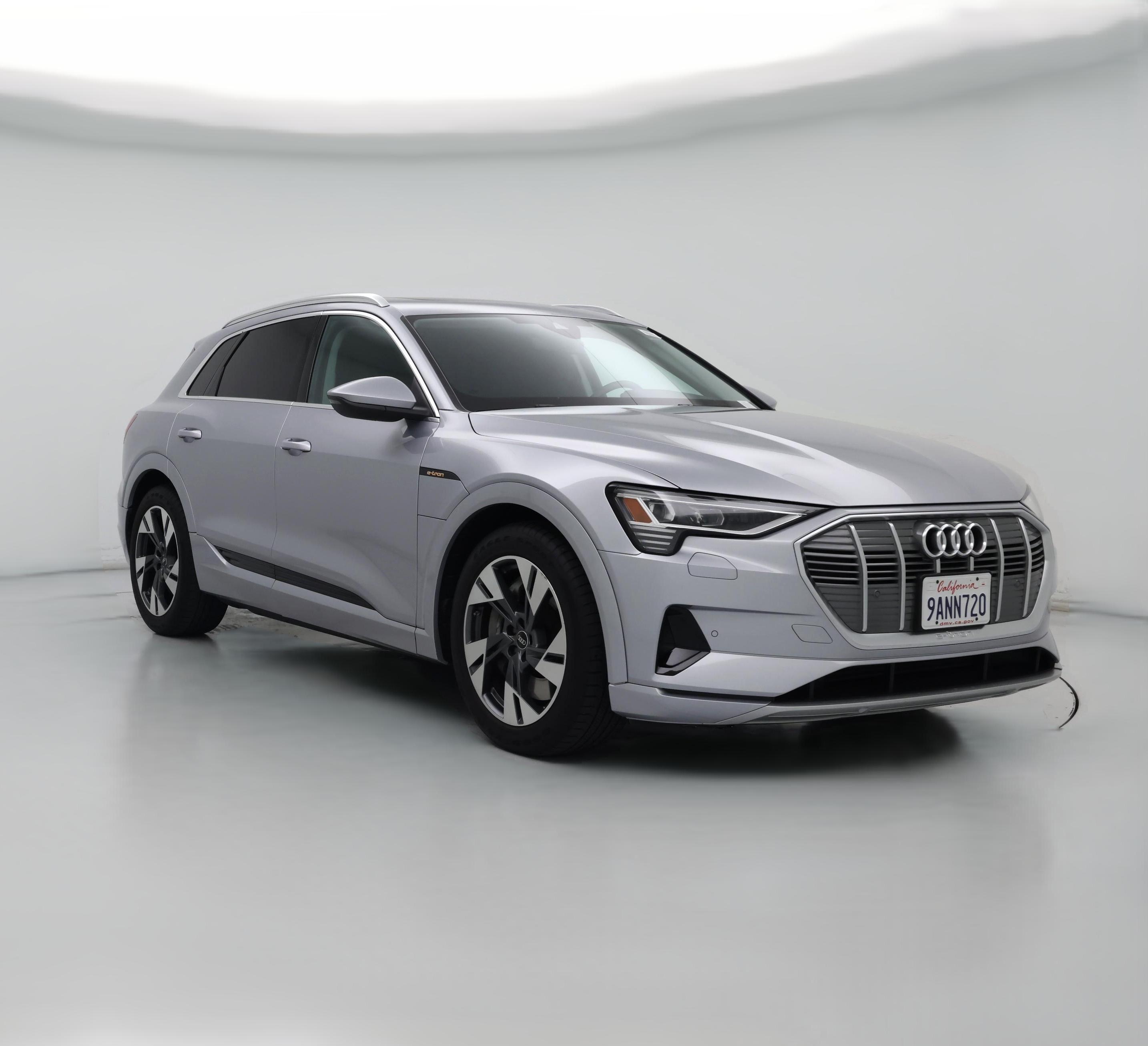 Thumbnail: 2022 Audi e-tron - 1