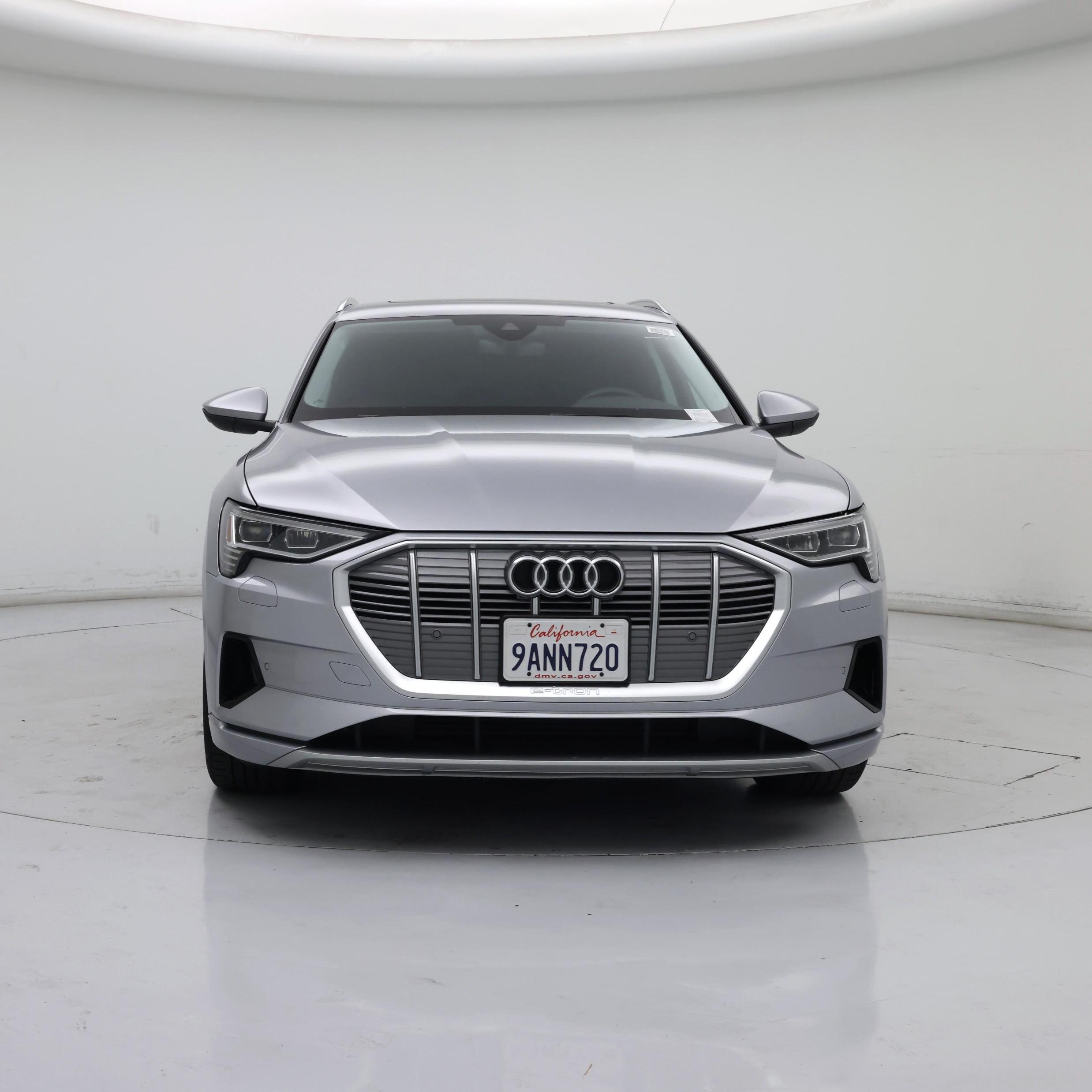 Thumbnail: 2022 Audi e-tron - 5