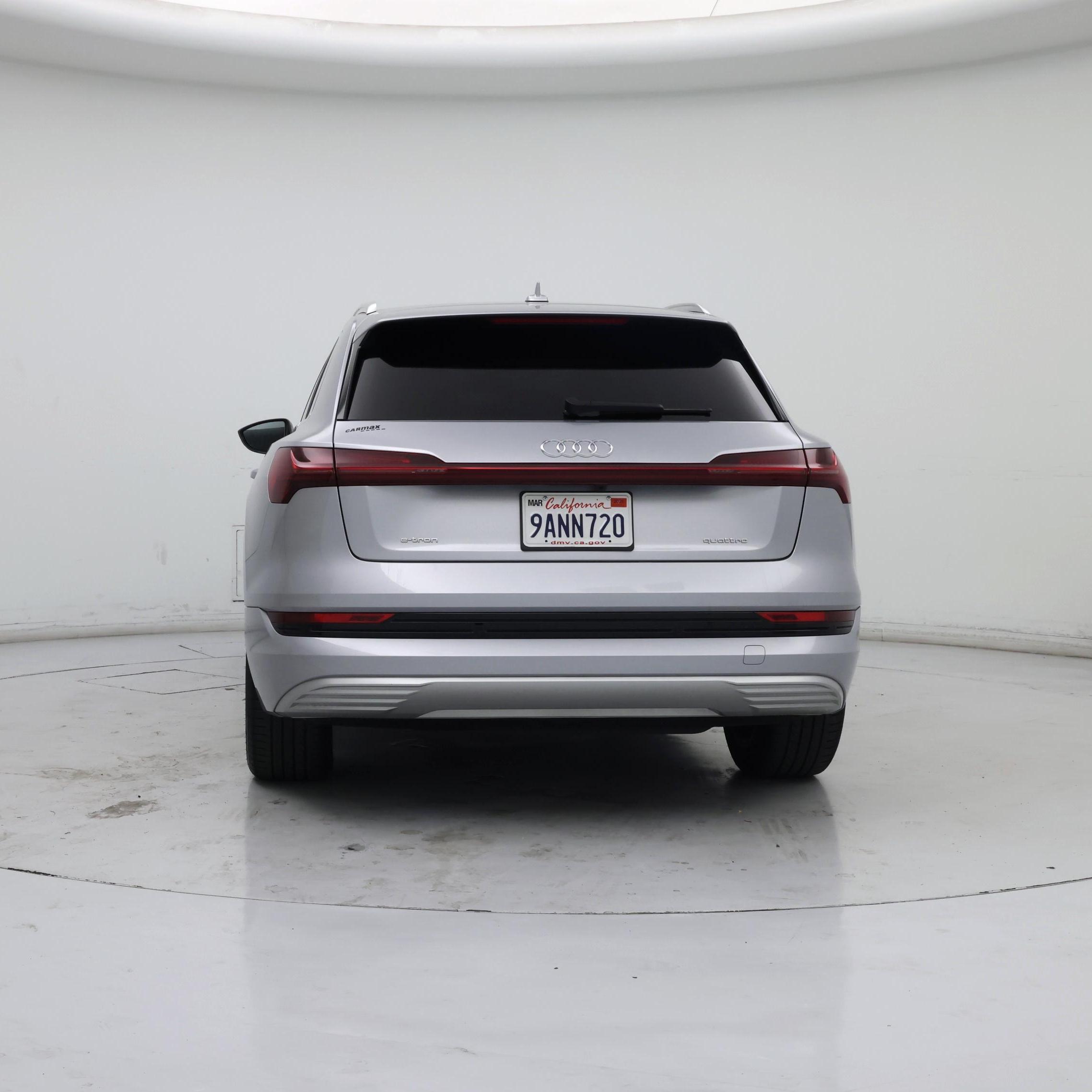 Thumbnail: 2022 Audi e-tron - 6