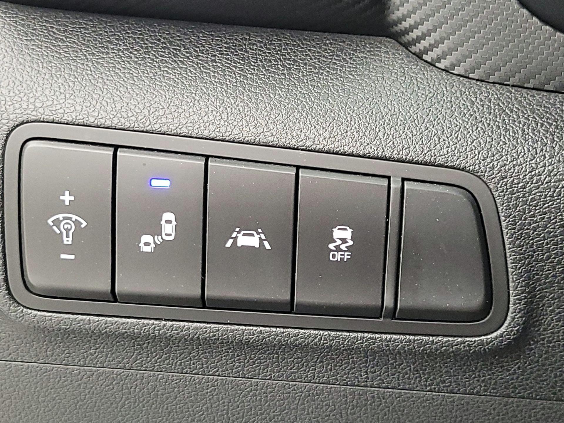 Thumbnail: 2020 Hyundai Tucson - 13