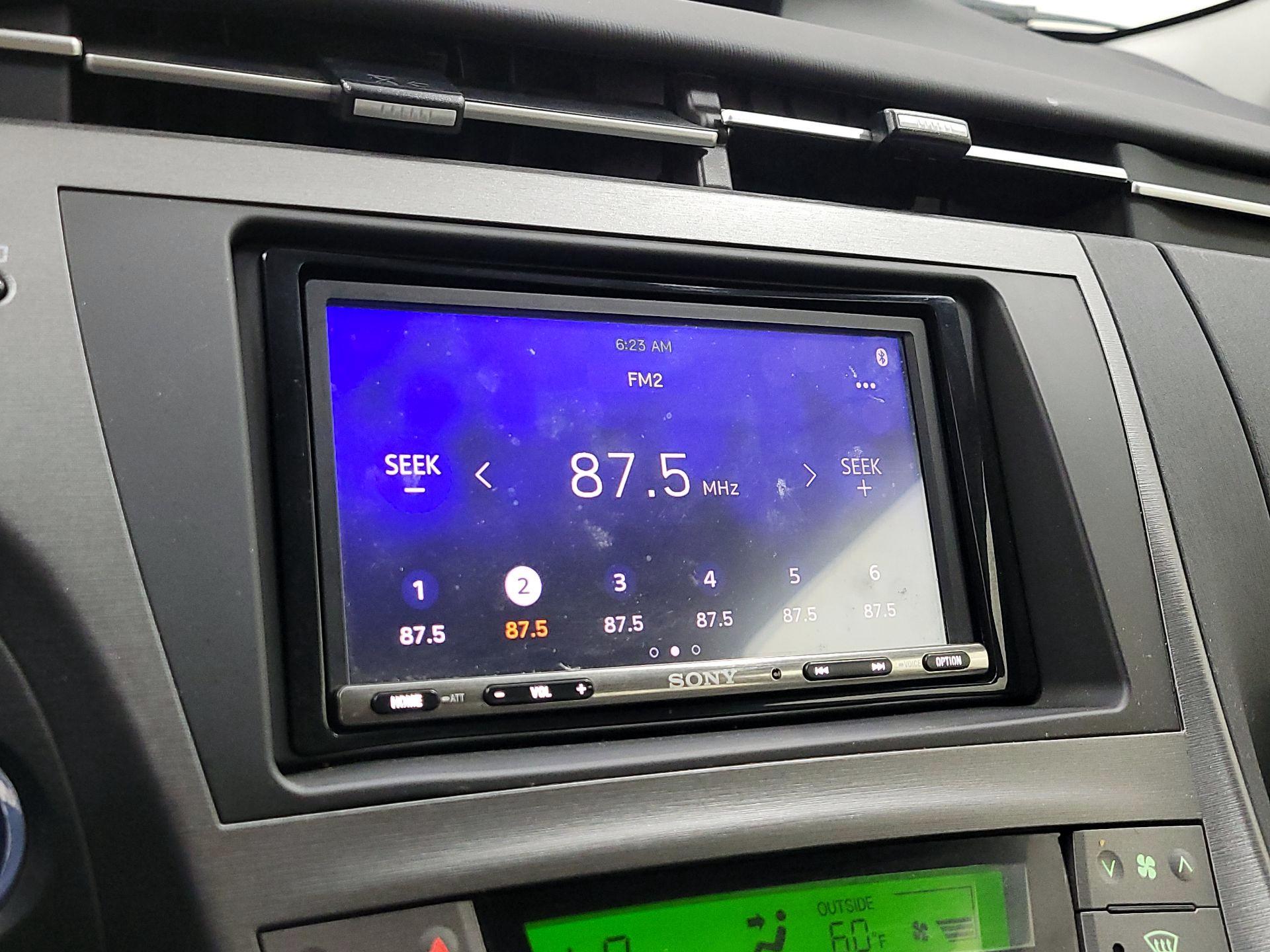 Thumbnail: 2015 Toyota Prius - 15