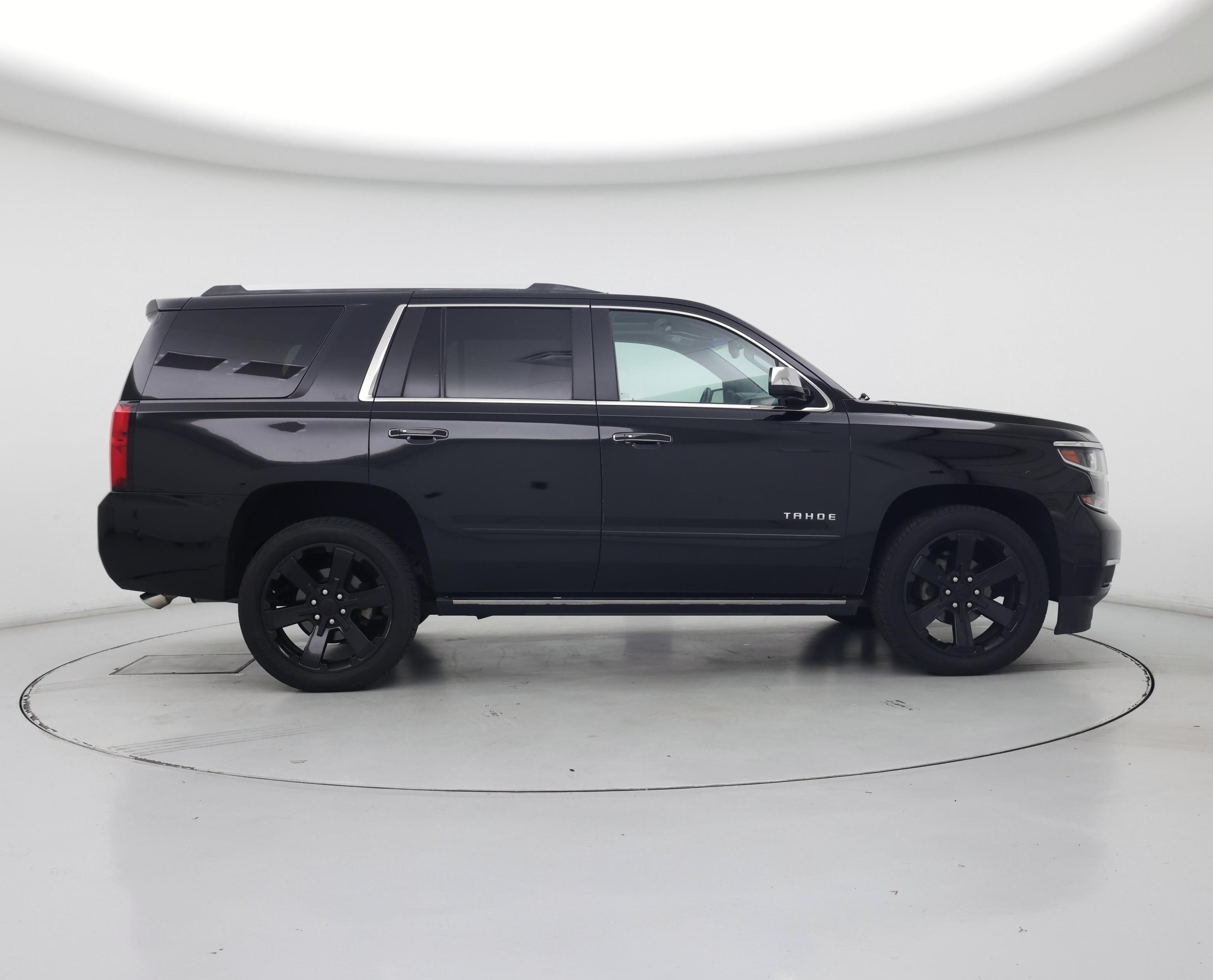 Thumbnail: 2016 Chevrolet Tahoe - 7