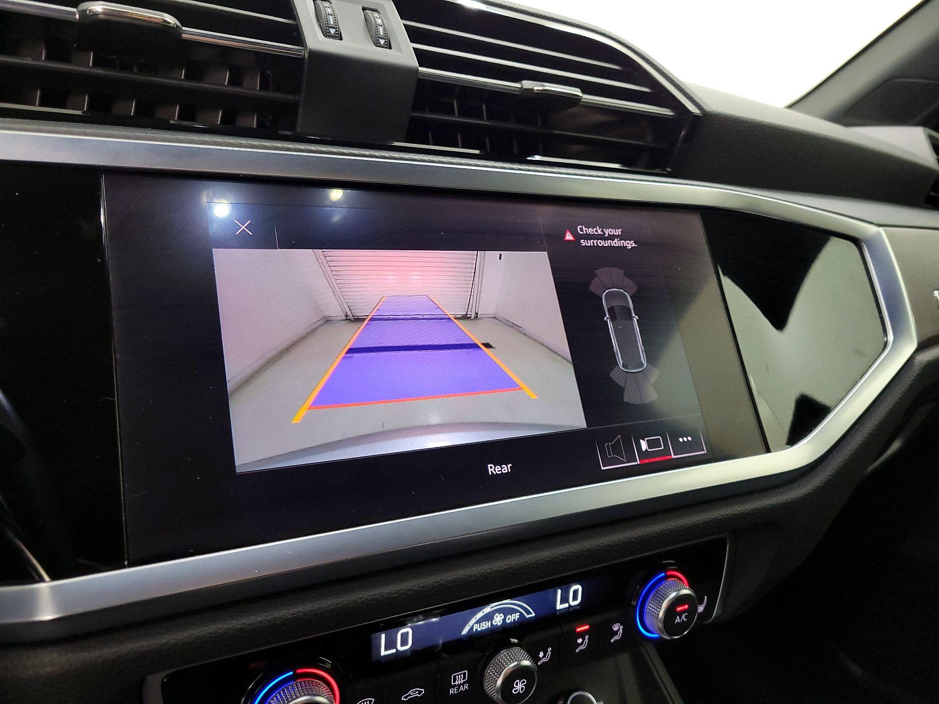 Thumbnail: 2019 Audi Q3 - 13