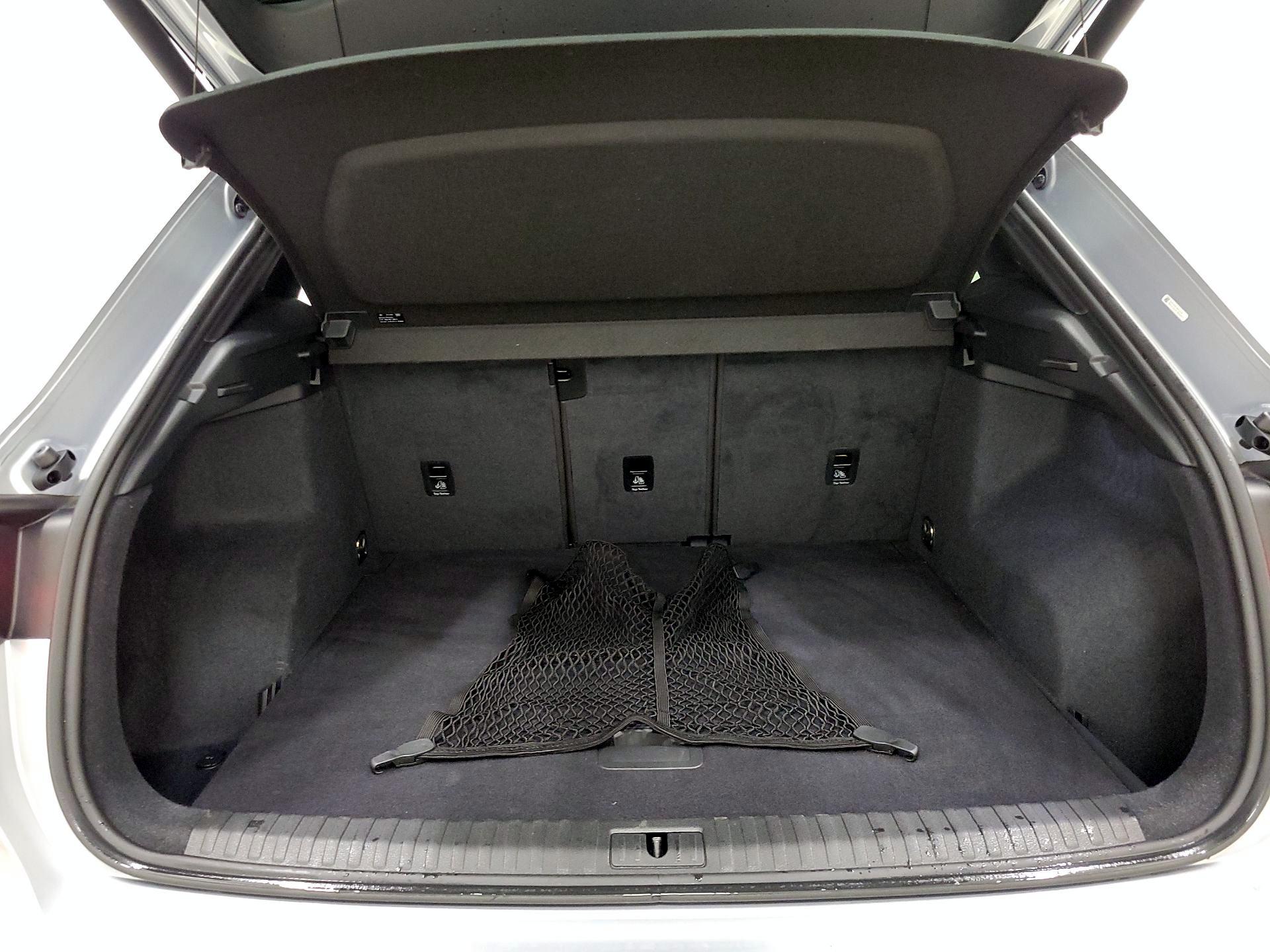 Thumbnail: 2019 Audi Q3 - 20