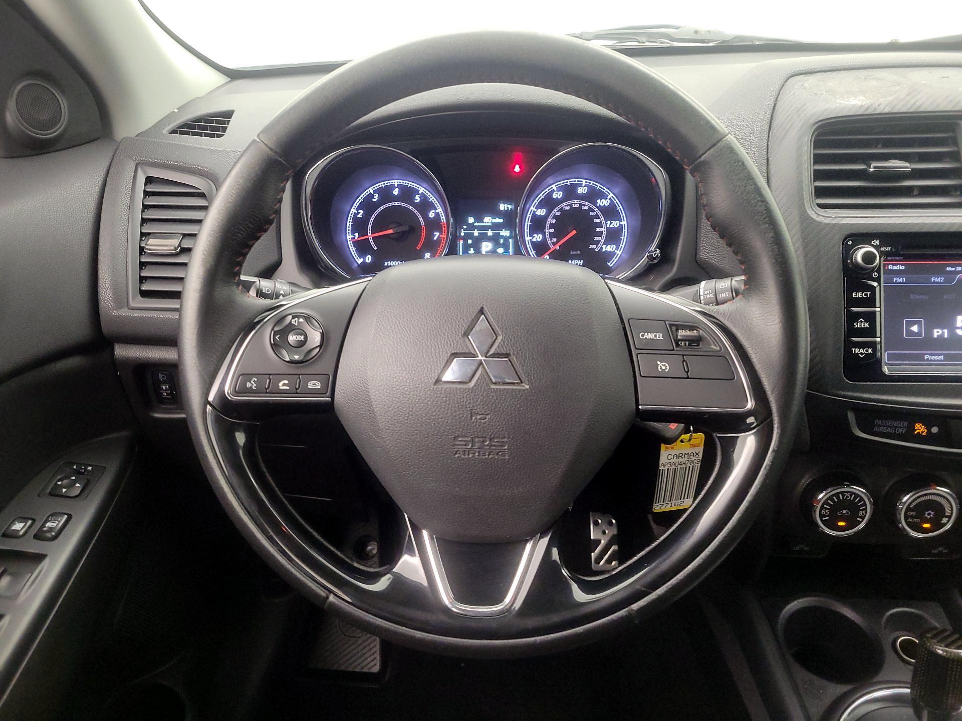 Thumbnail: 2017 Mitsubishi Outlander Sport - 10