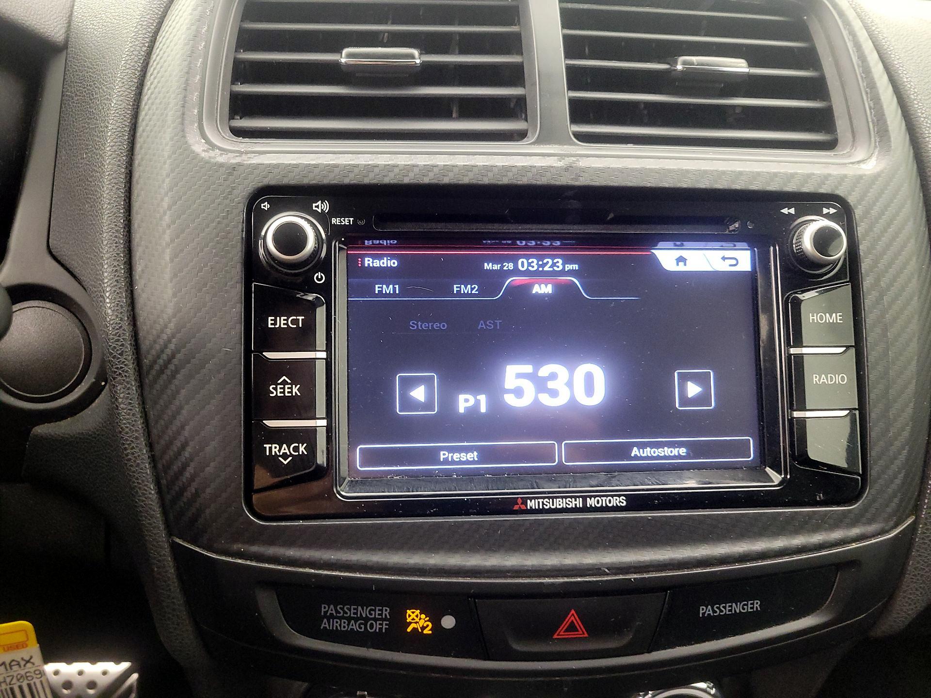 Thumbnail: 2017 Mitsubishi Outlander Sport - 14