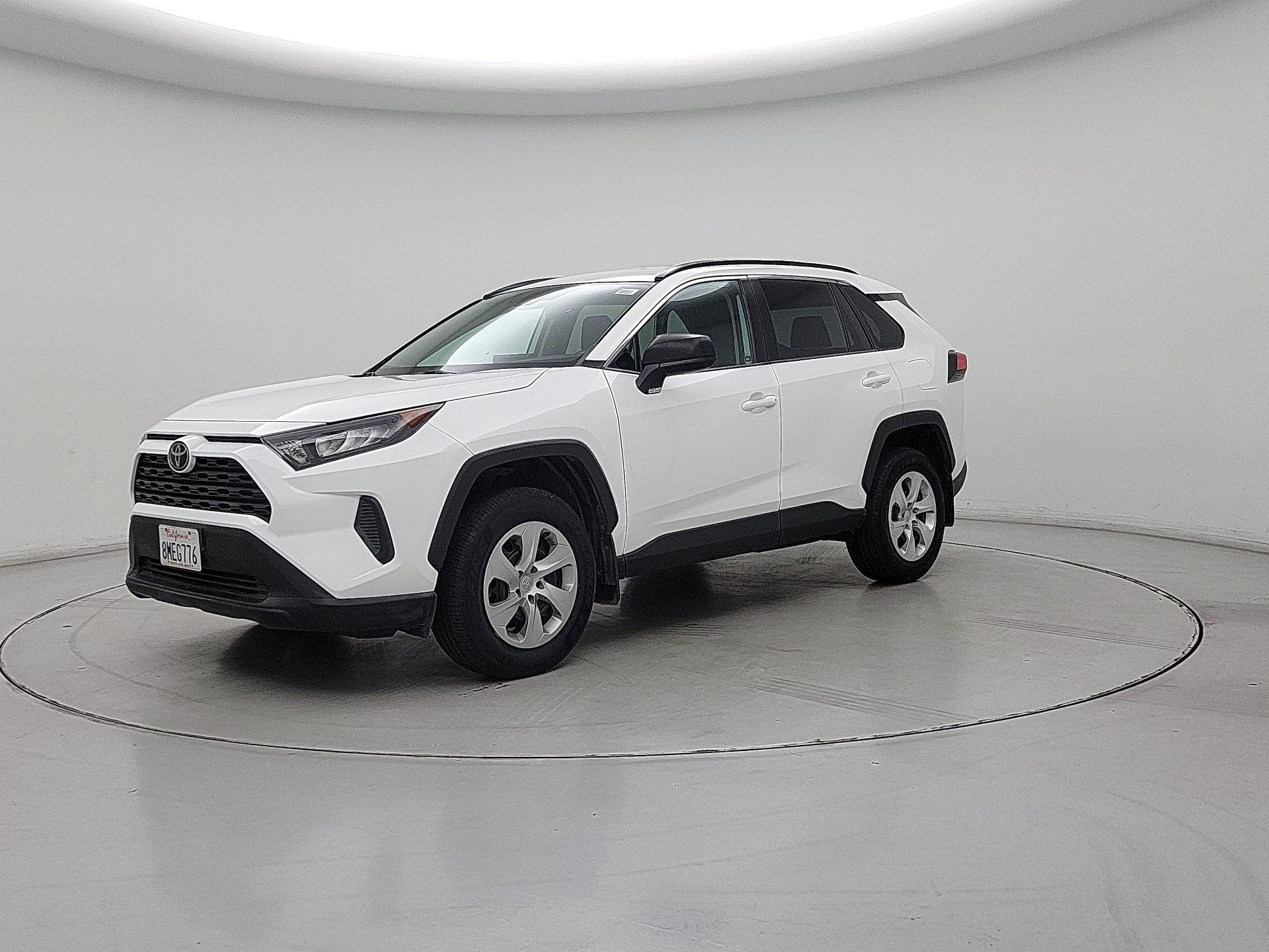 Thumbnail: 2019 Toyota RAV4 - 3