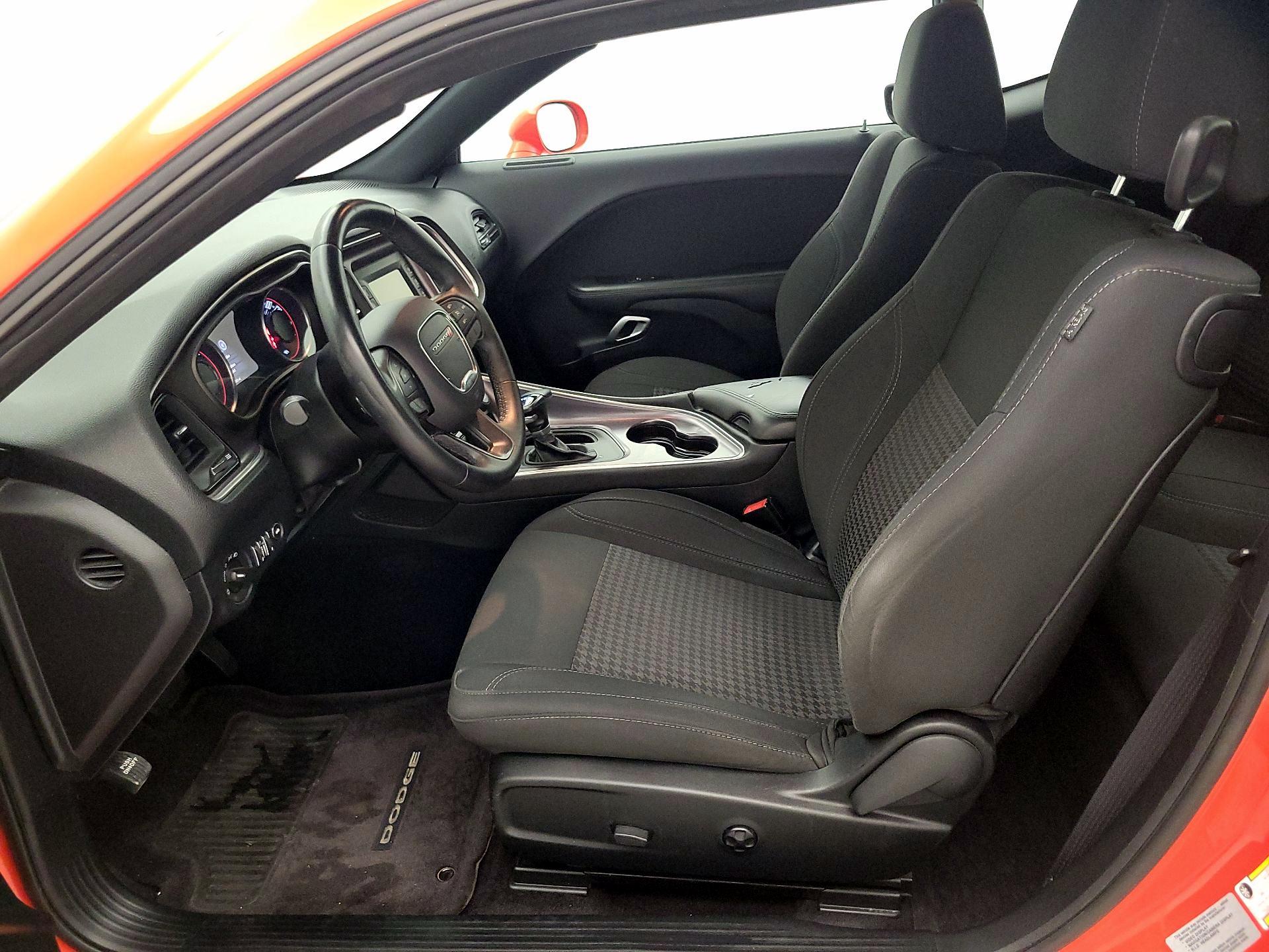 Thumbnail: 2017 Dodge Challenger - 11