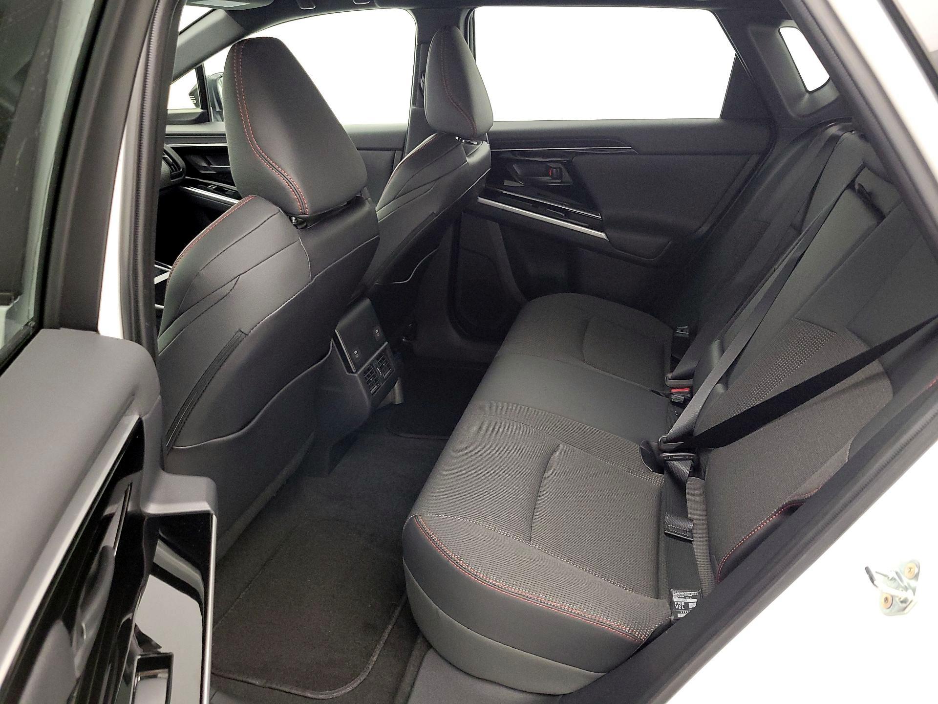 Thumbnail: 2025 Toyota bZ4X - 19