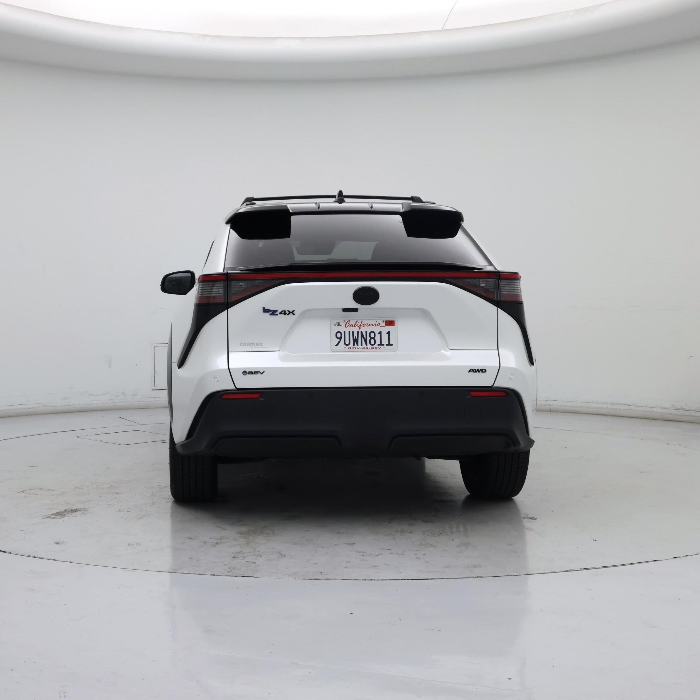 Thumbnail: 2025 Toyota bZ4X - 6