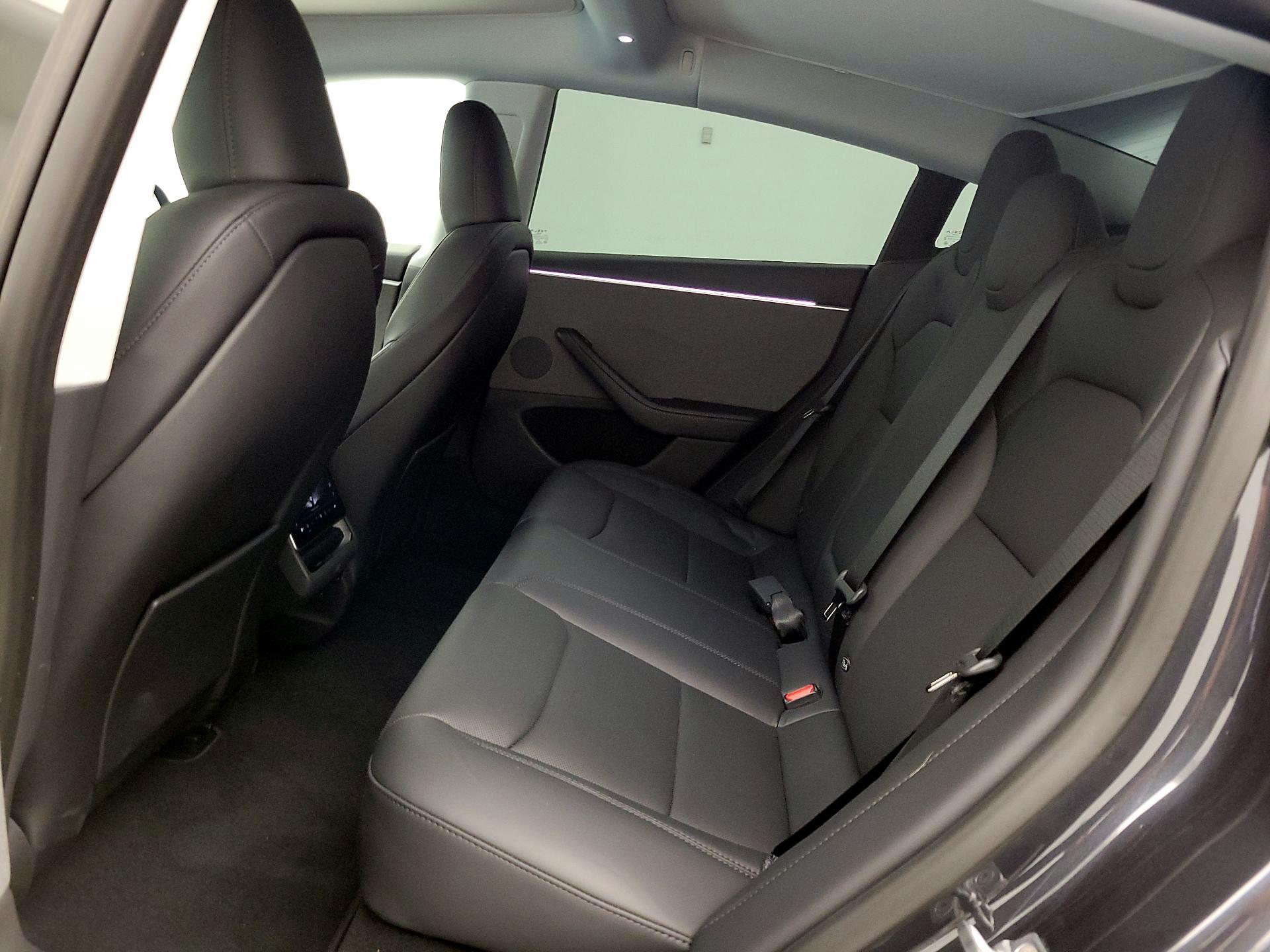 Thumbnail: 2025 Tesla Model 3 - 20