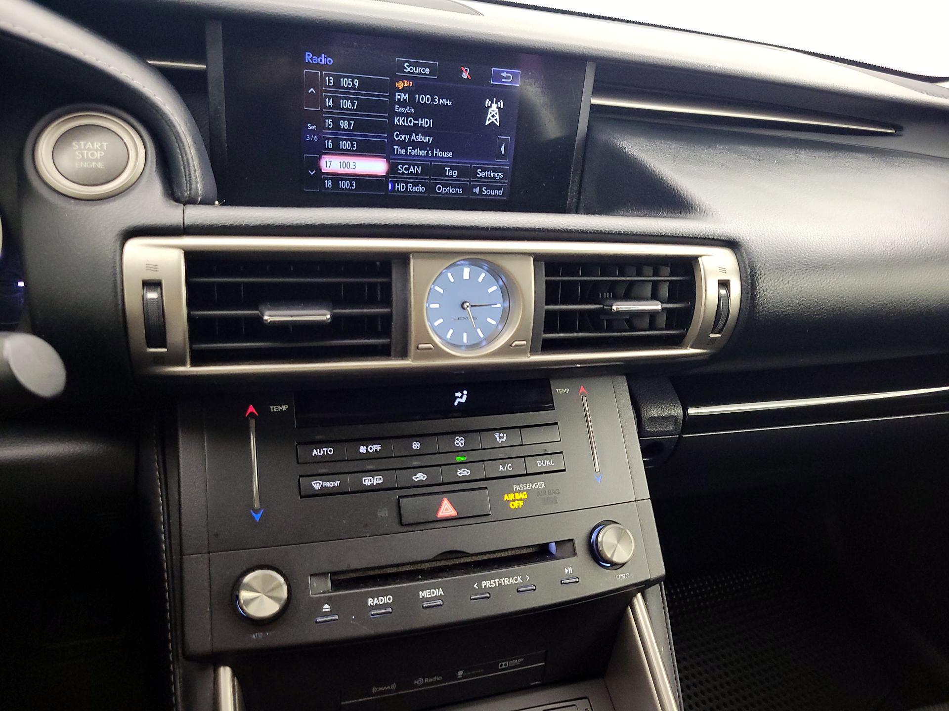 Thumbnail: 2016 Lexus IS - 16