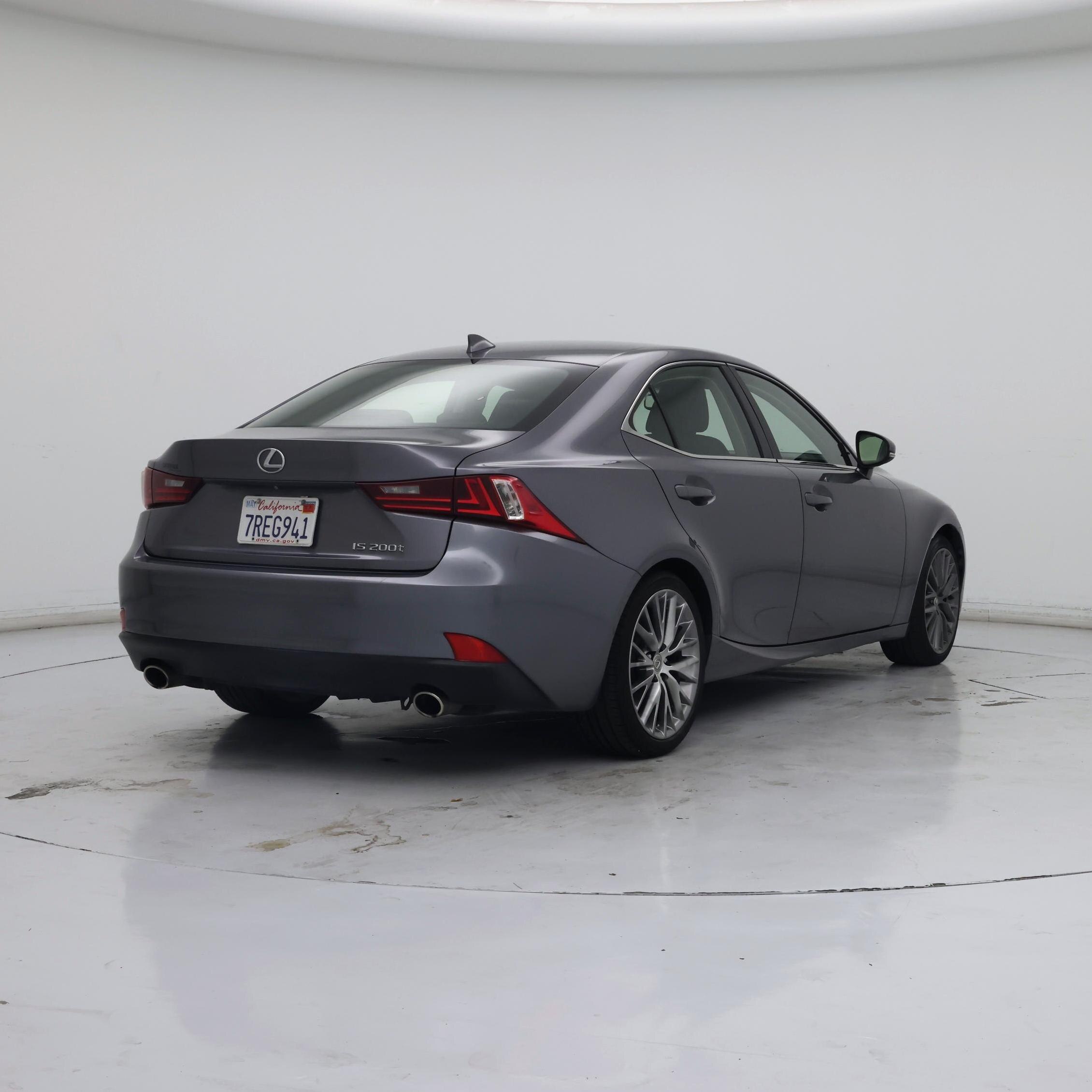 Thumbnail: 2016 Lexus IS - 8