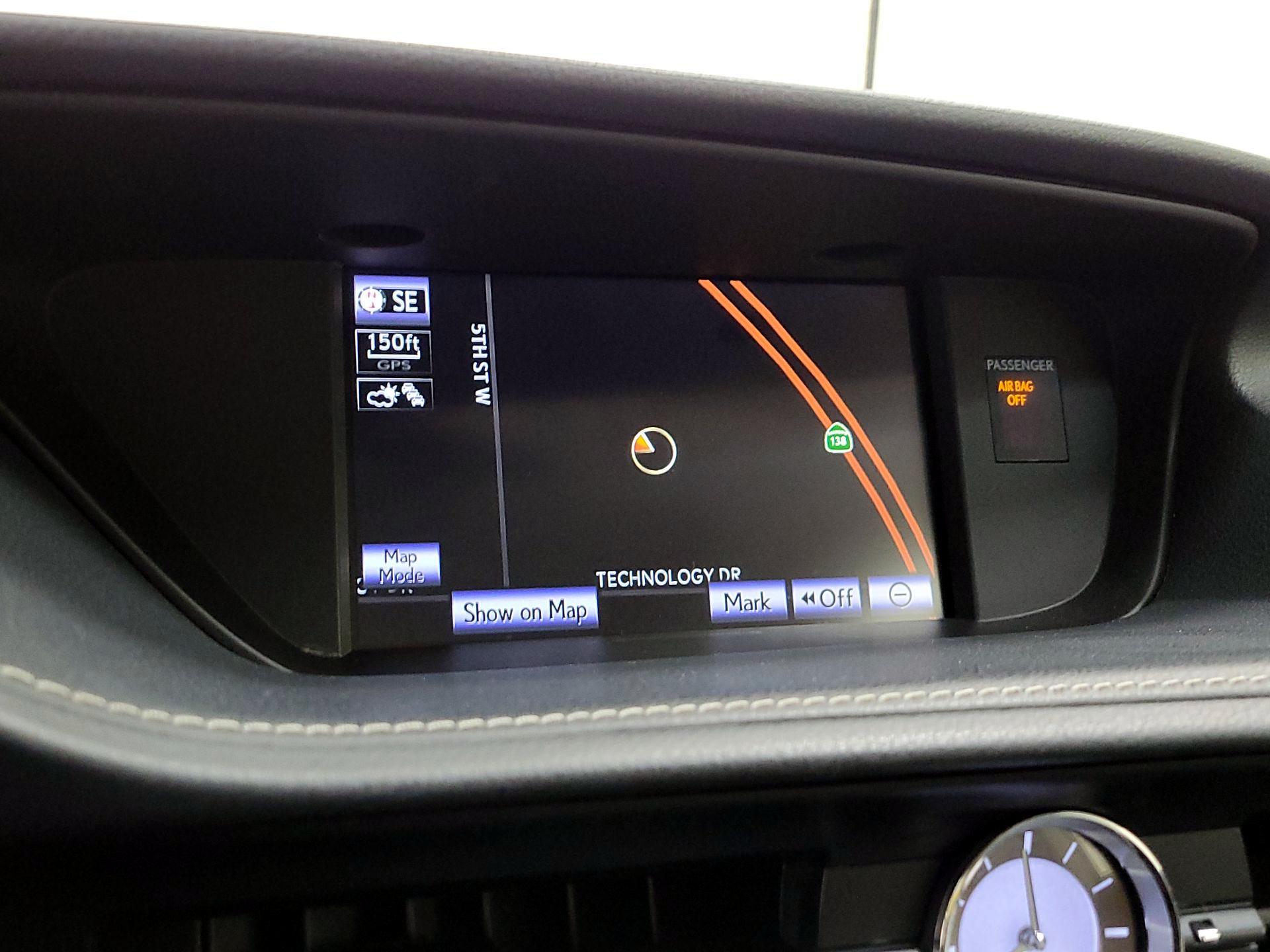 Thumbnail: 2014 Lexus ES - 14