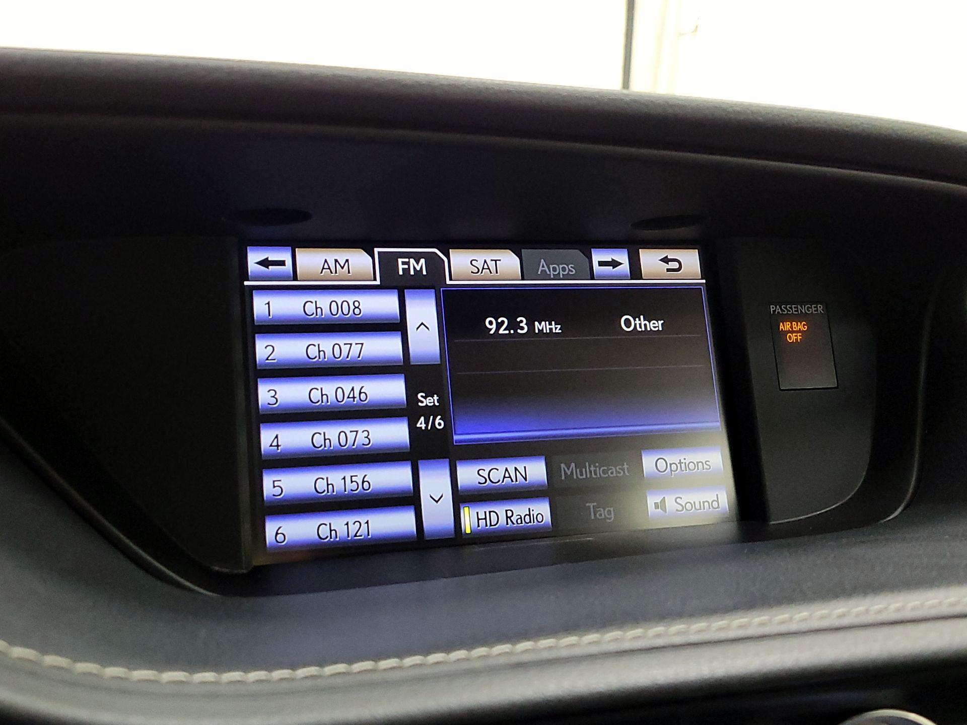 Thumbnail: 2014 Lexus ES - 16