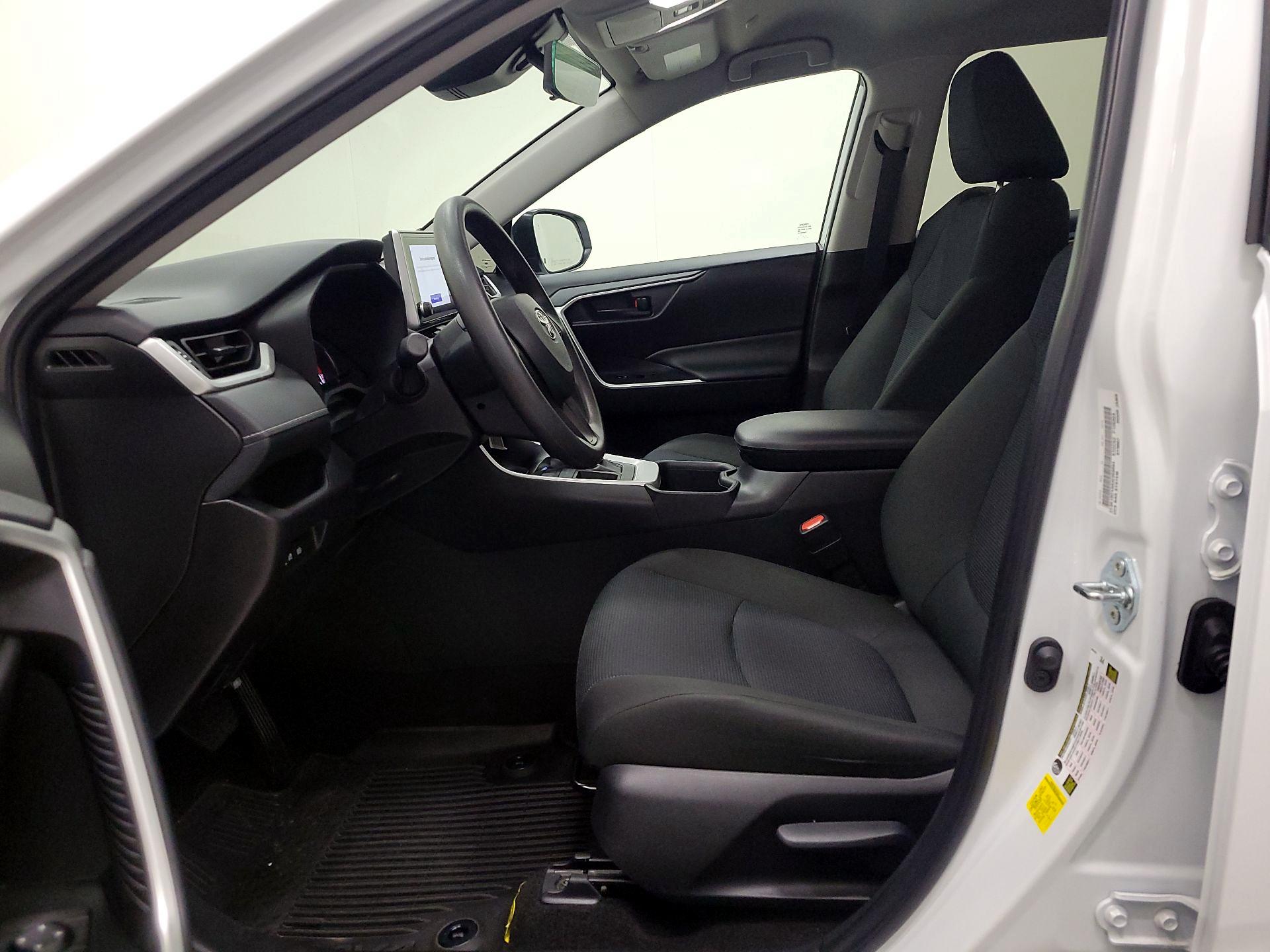 Thumbnail: 2025 Toyota RAV4 - 11