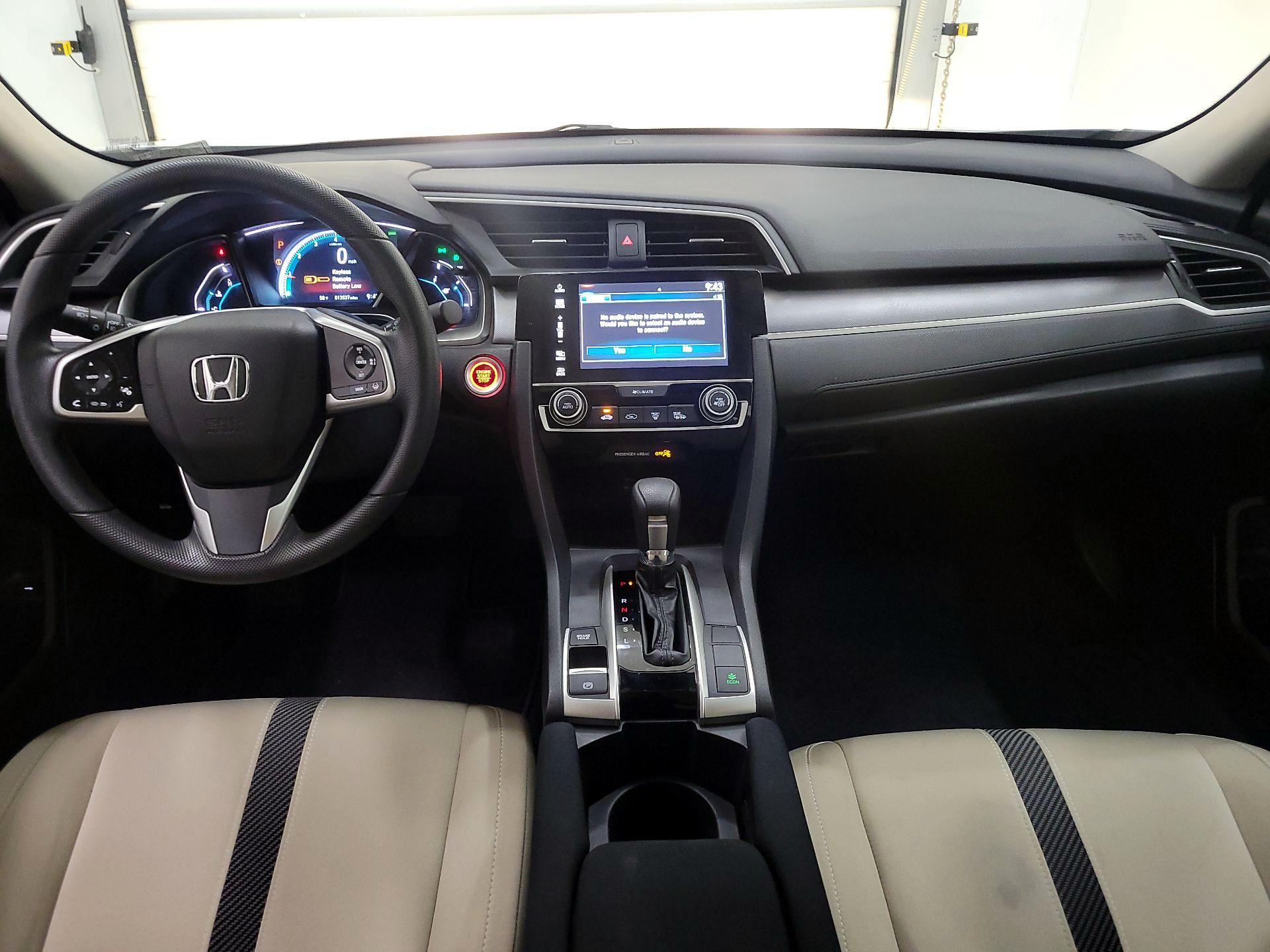 Thumbnail: 2016 Honda Civic - 9