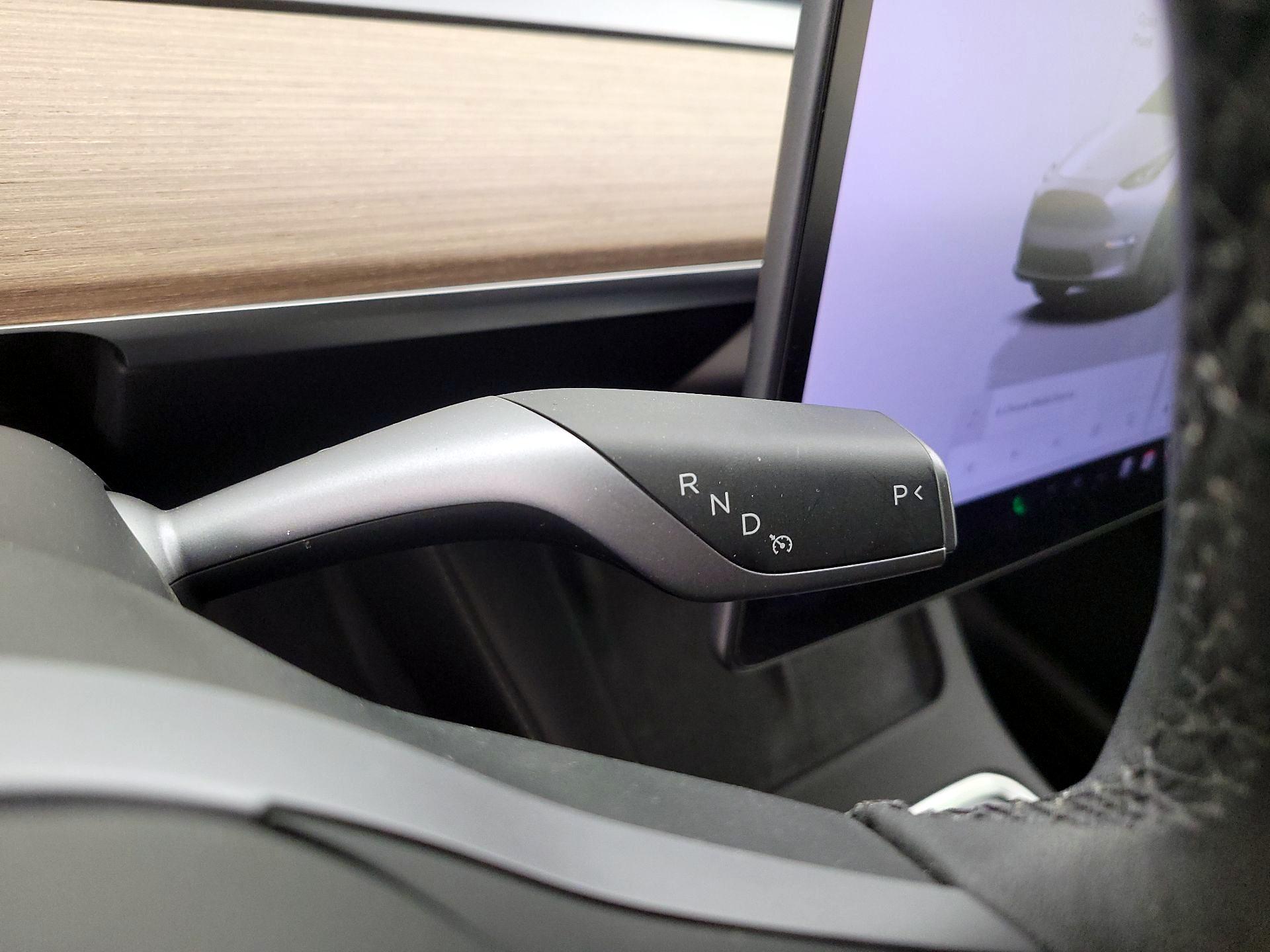 Thumbnail: 2024 Tesla Model Y - 15