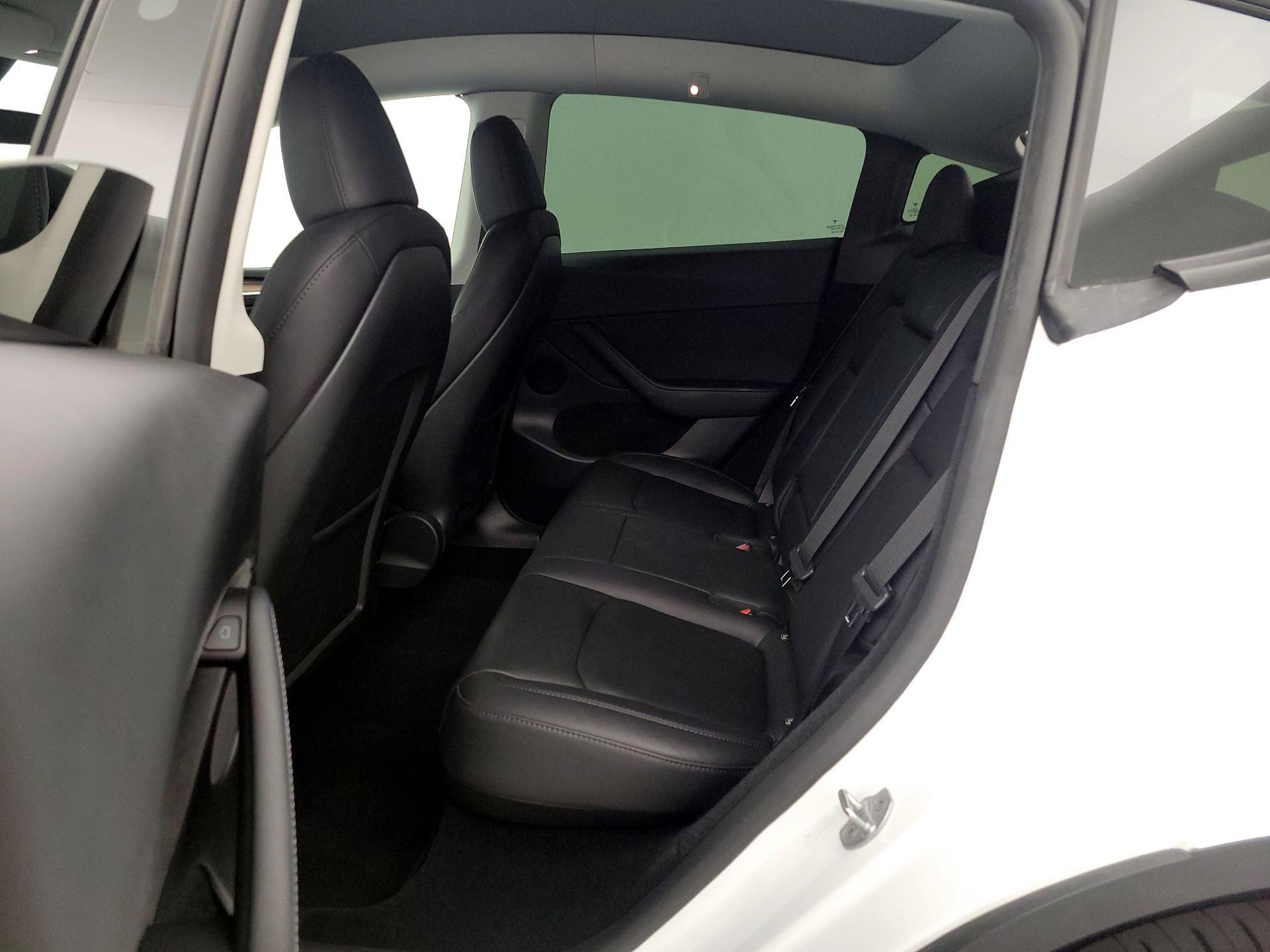 Thumbnail: 2024 Tesla Model Y - 17