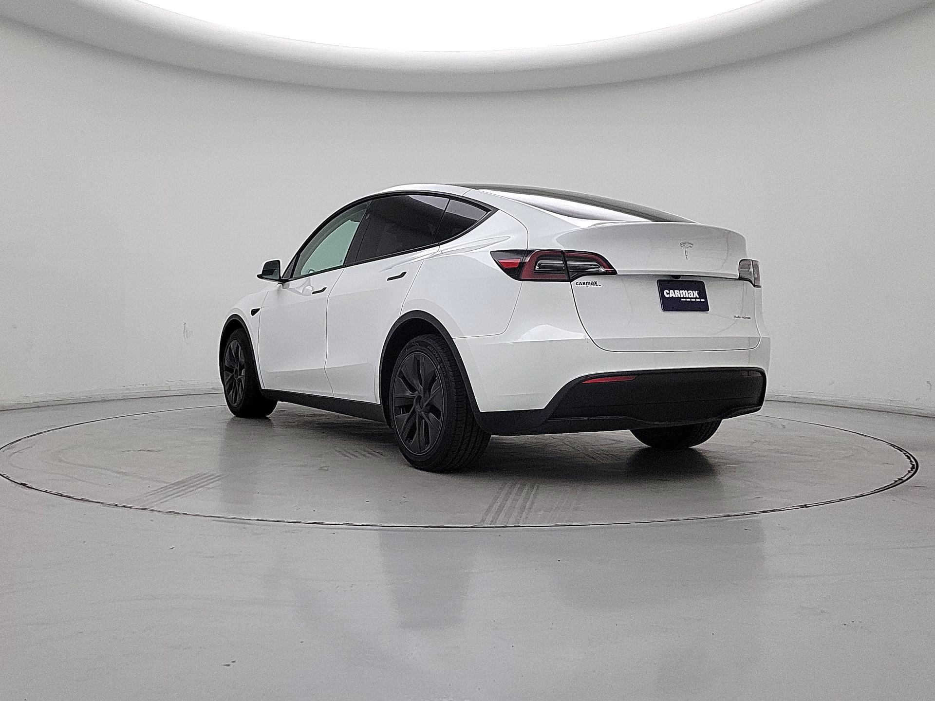 Thumbnail: 2024 Tesla Model Y - 7