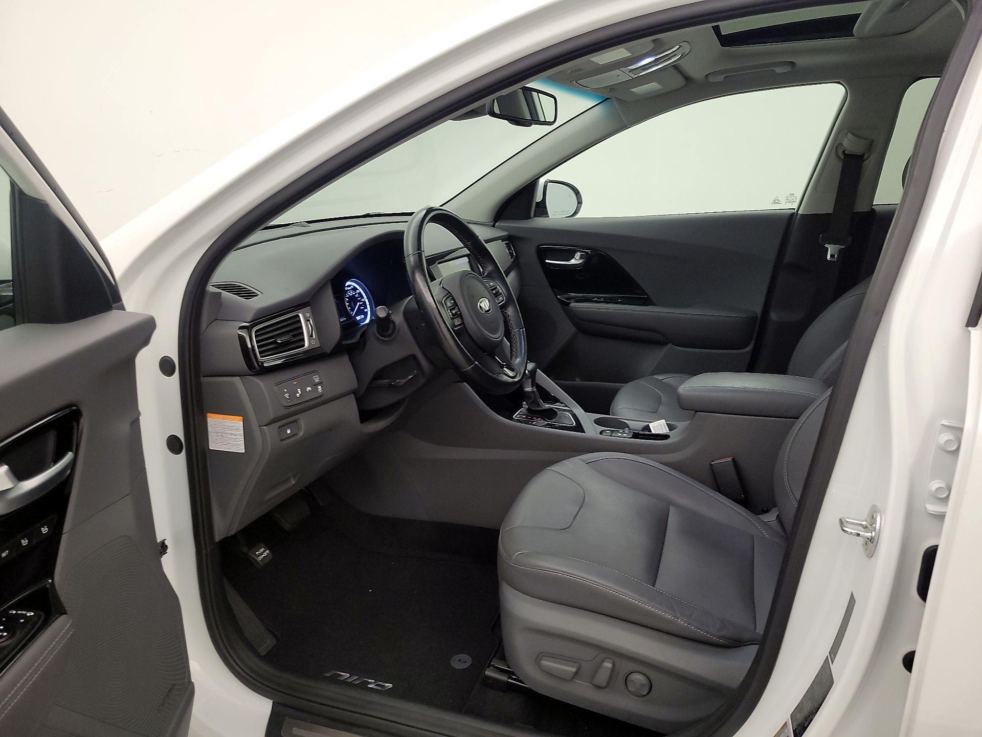 Thumbnail: 2019 Kia Niro - 9