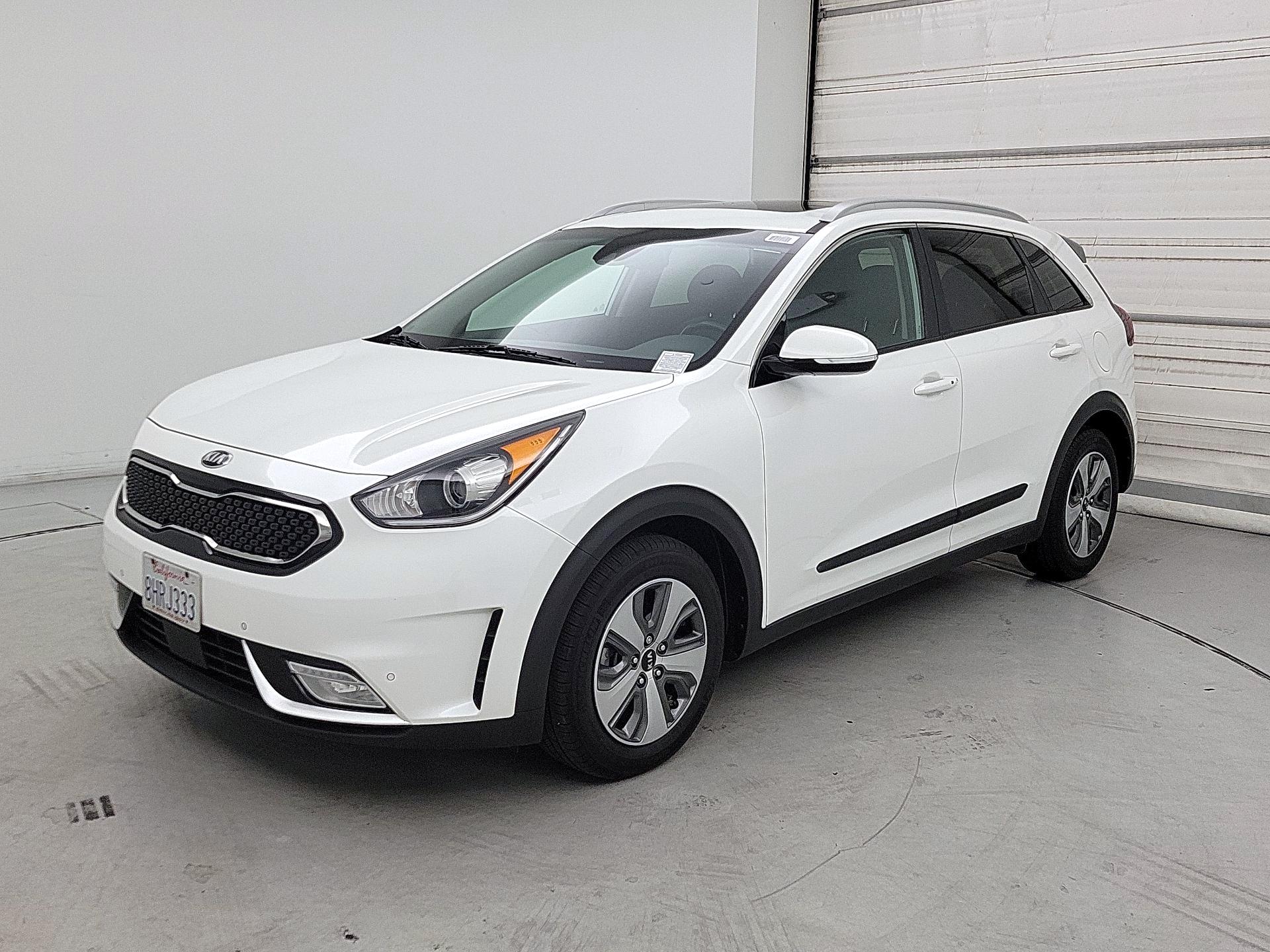 Thumbnail: 2019 Kia Niro - 3