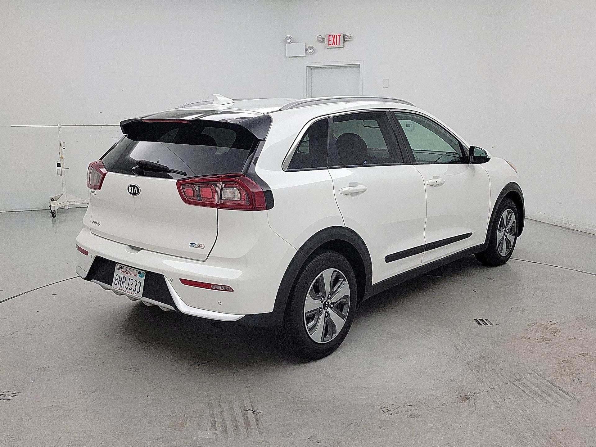 Thumbnail: 2019 Kia Niro - 5