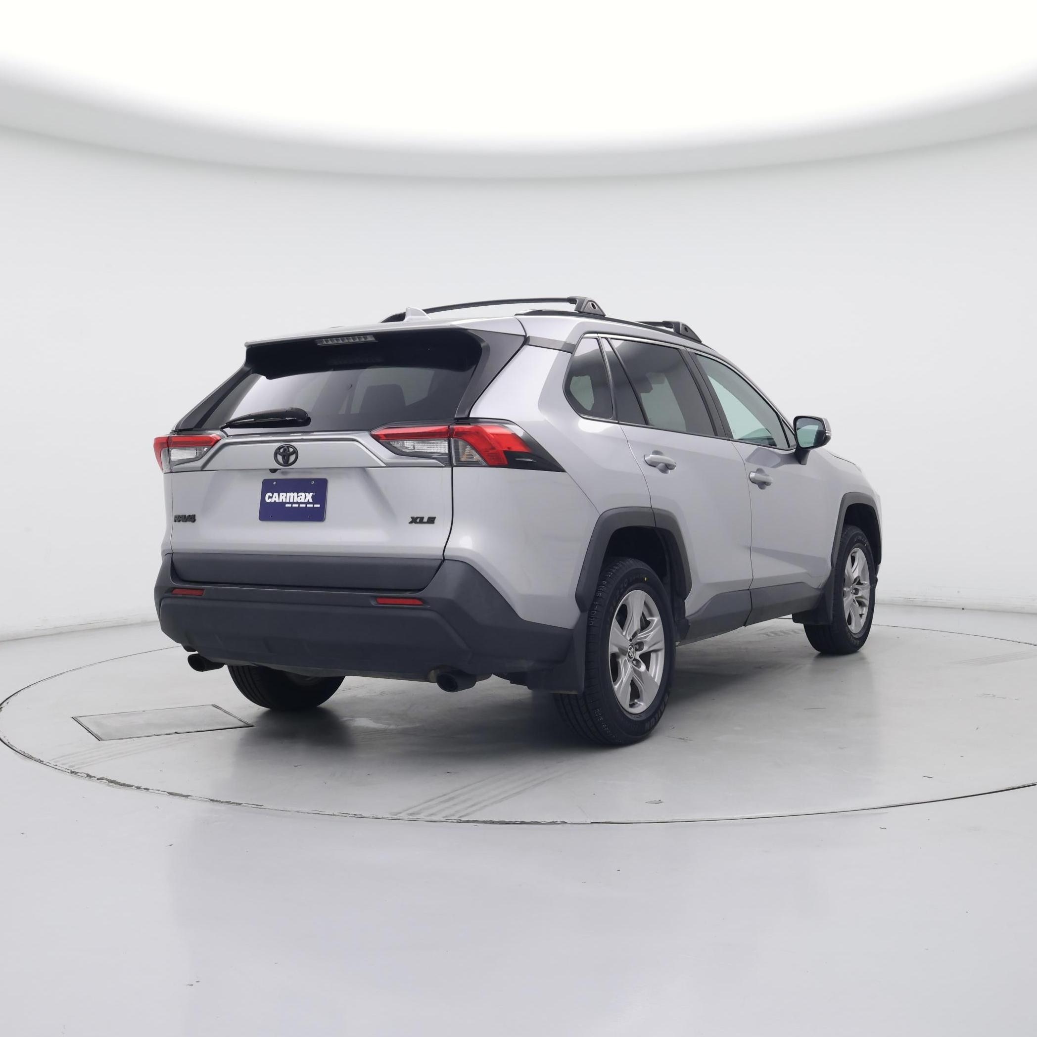Thumbnail: 2023 Toyota RAV4 - 8