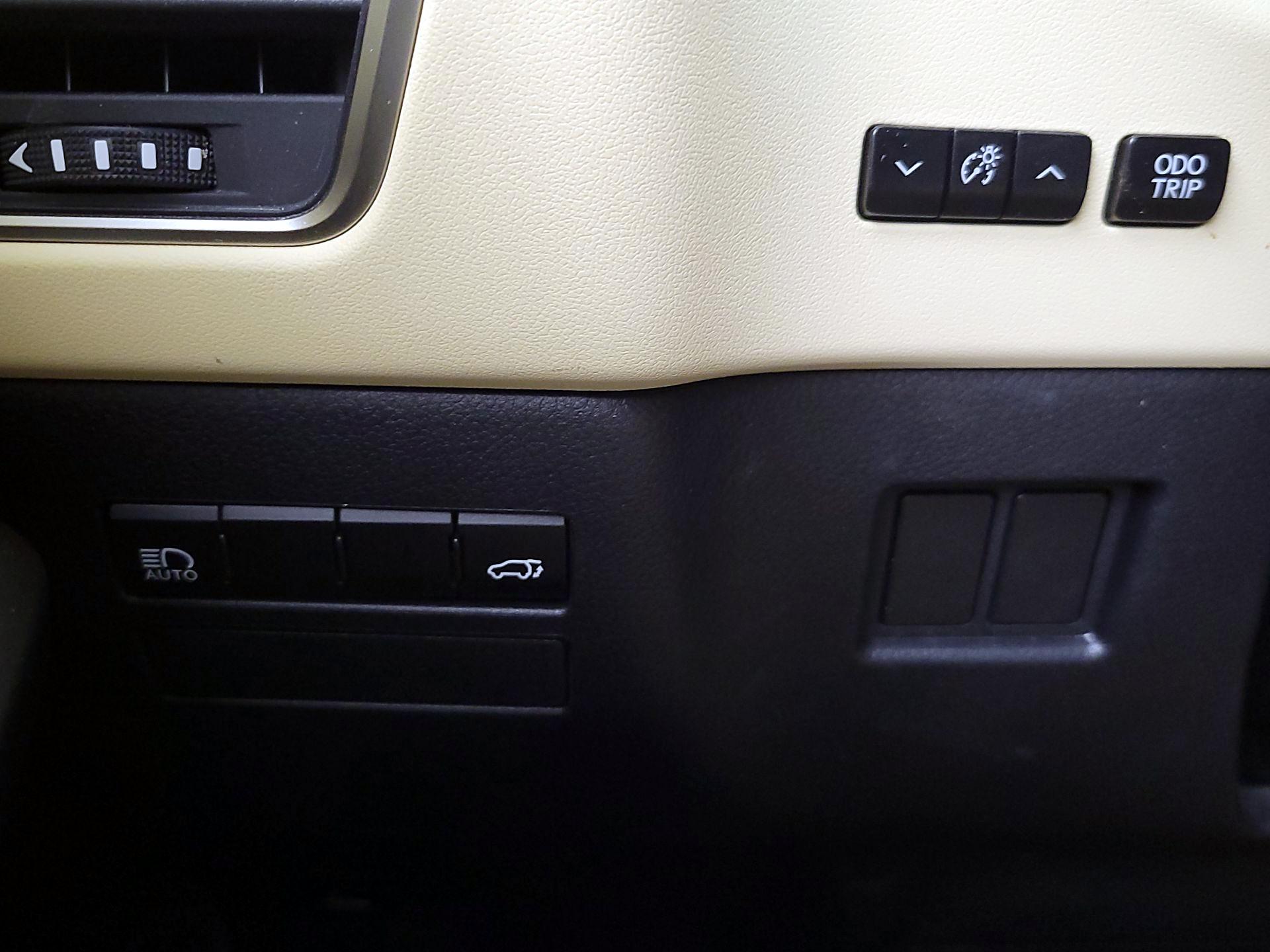 Thumbnail: 2018 Lexus NX - 13