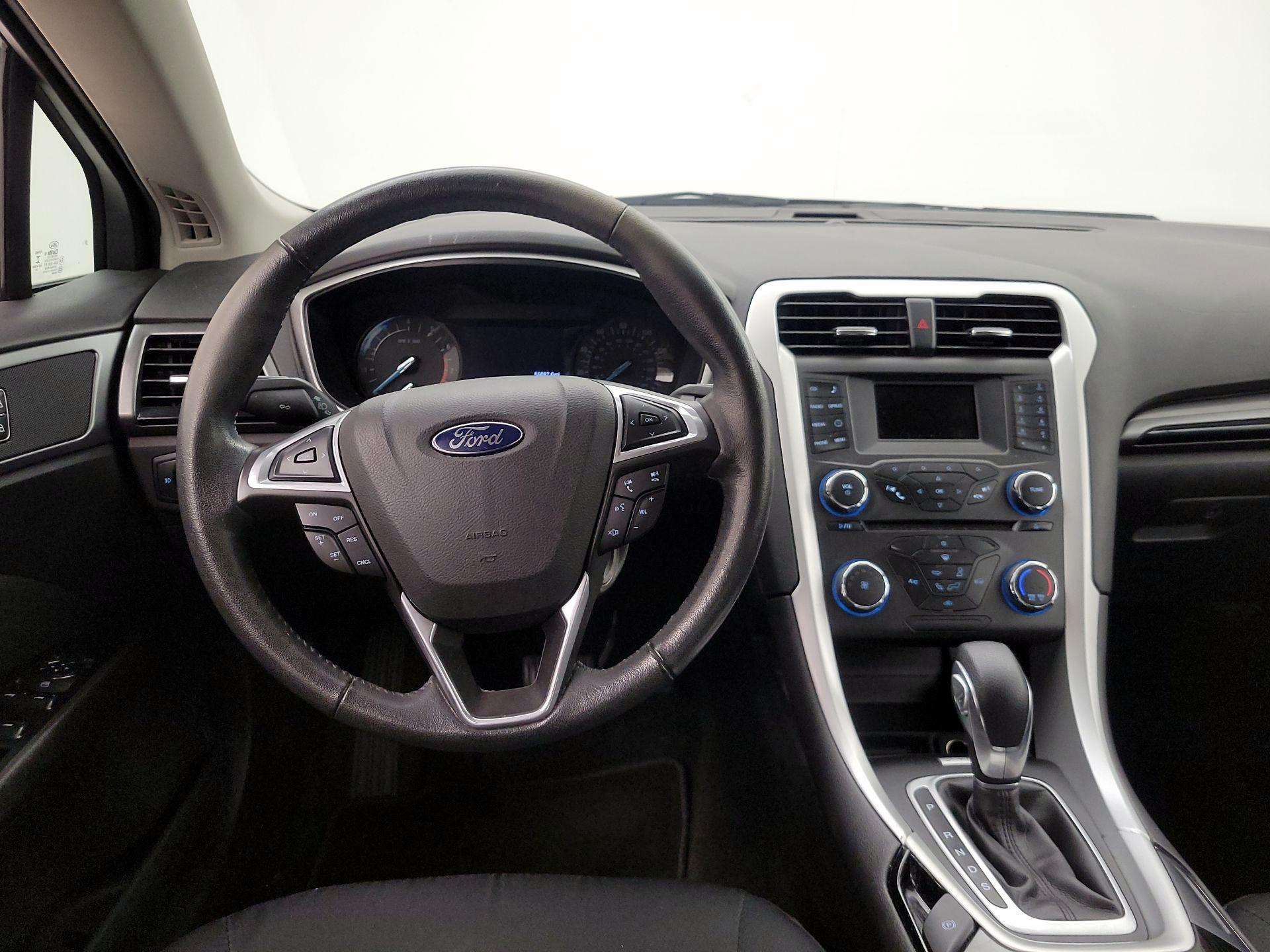 Thumbnail: 2015 Ford Fusion - 10