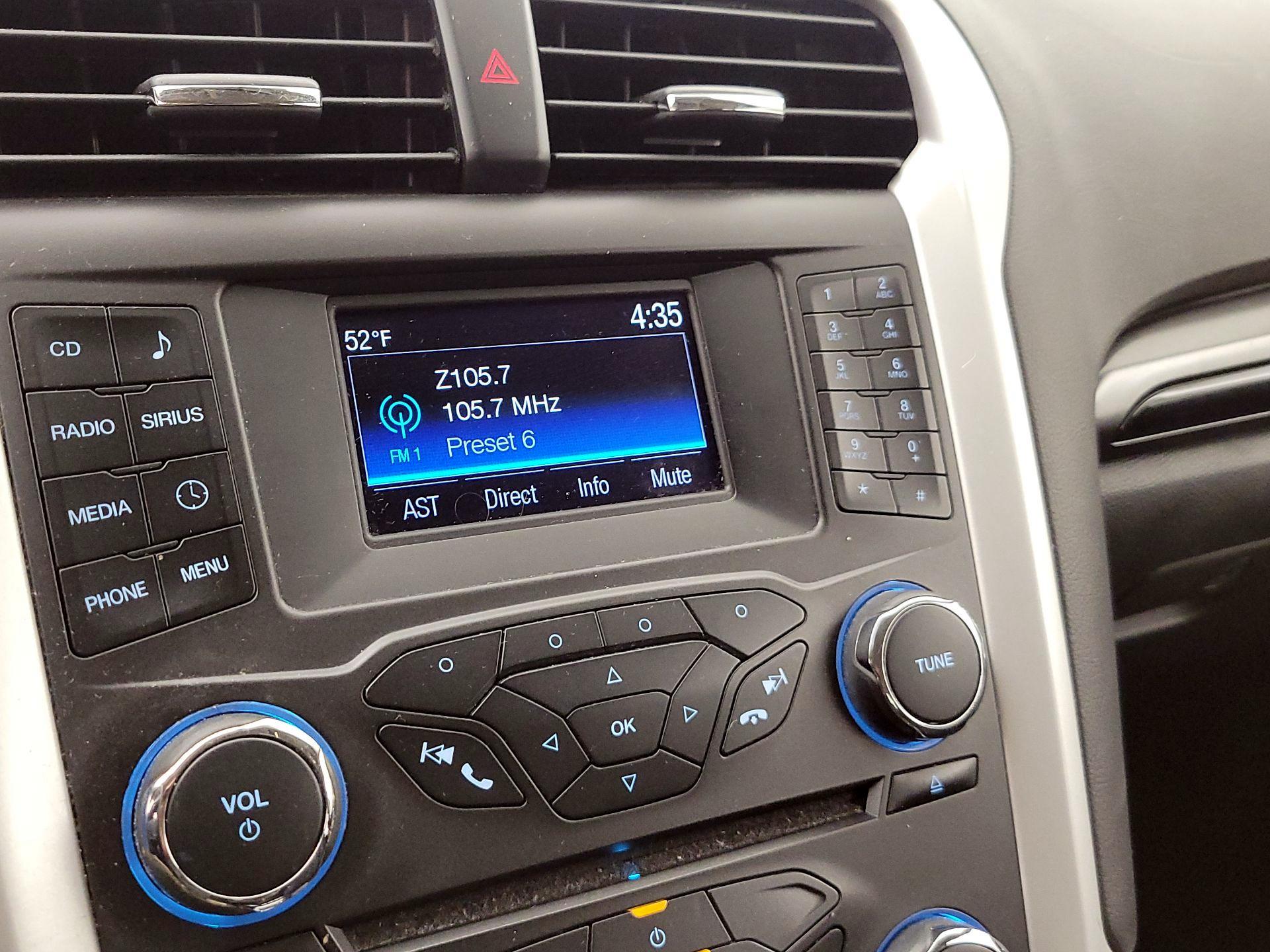 Thumbnail: 2015 Ford Fusion - 14