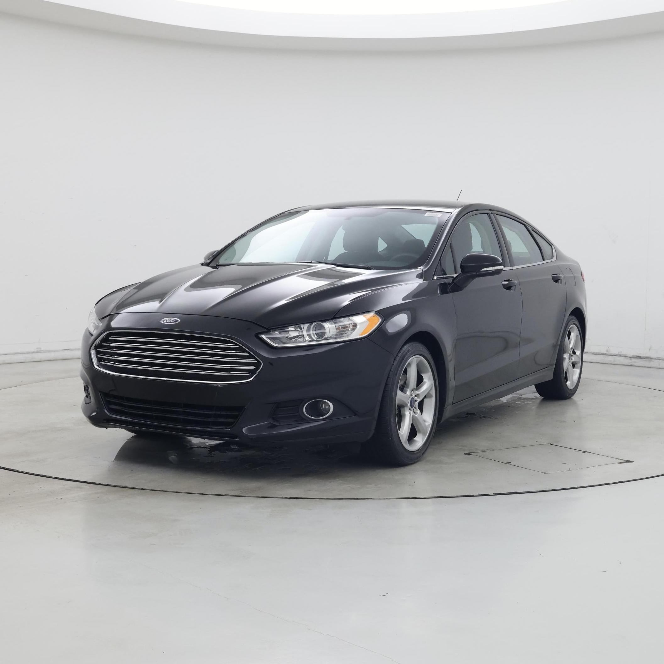 Thumbnail: 2015 Ford Fusion - 4