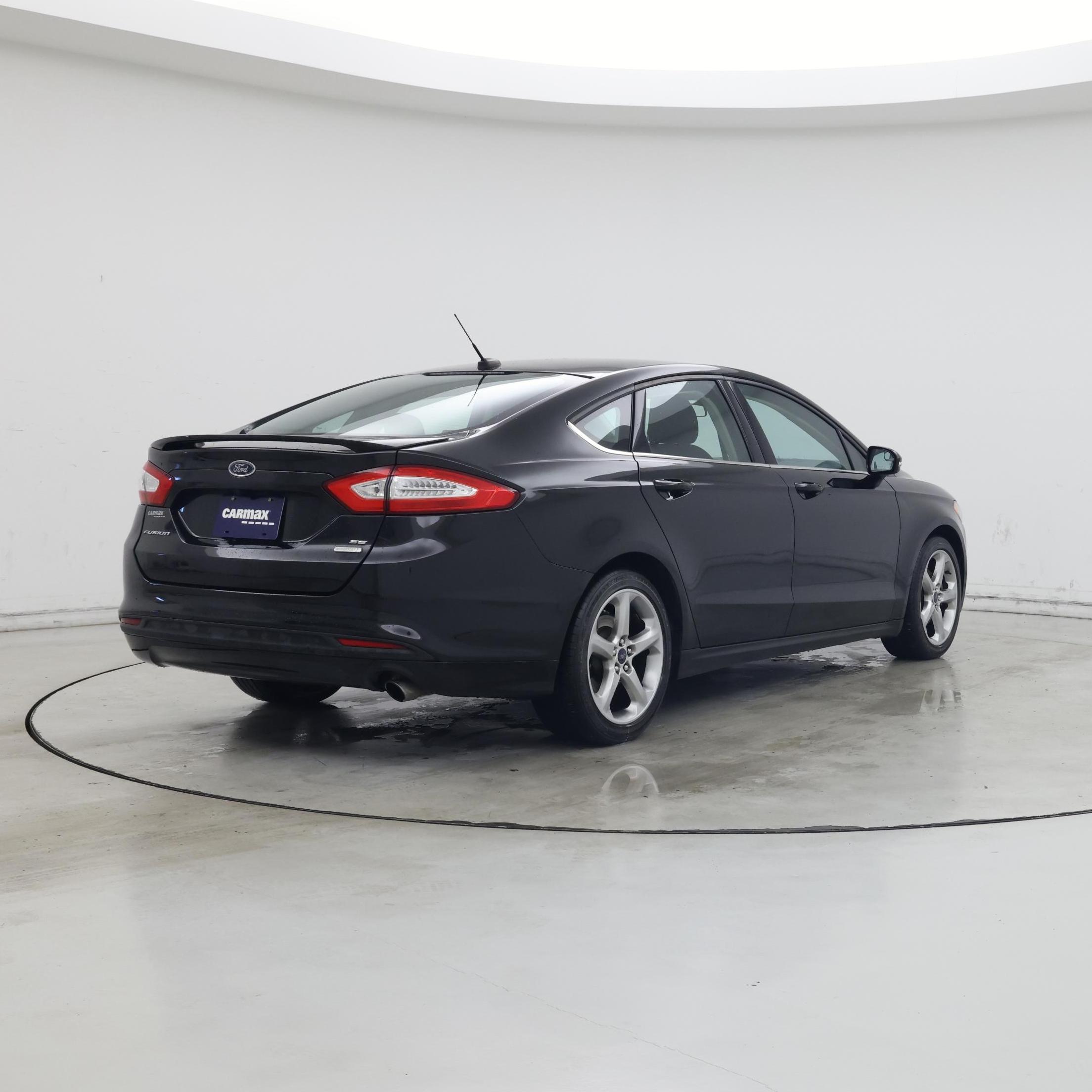 Thumbnail: 2015 Ford Fusion - 8