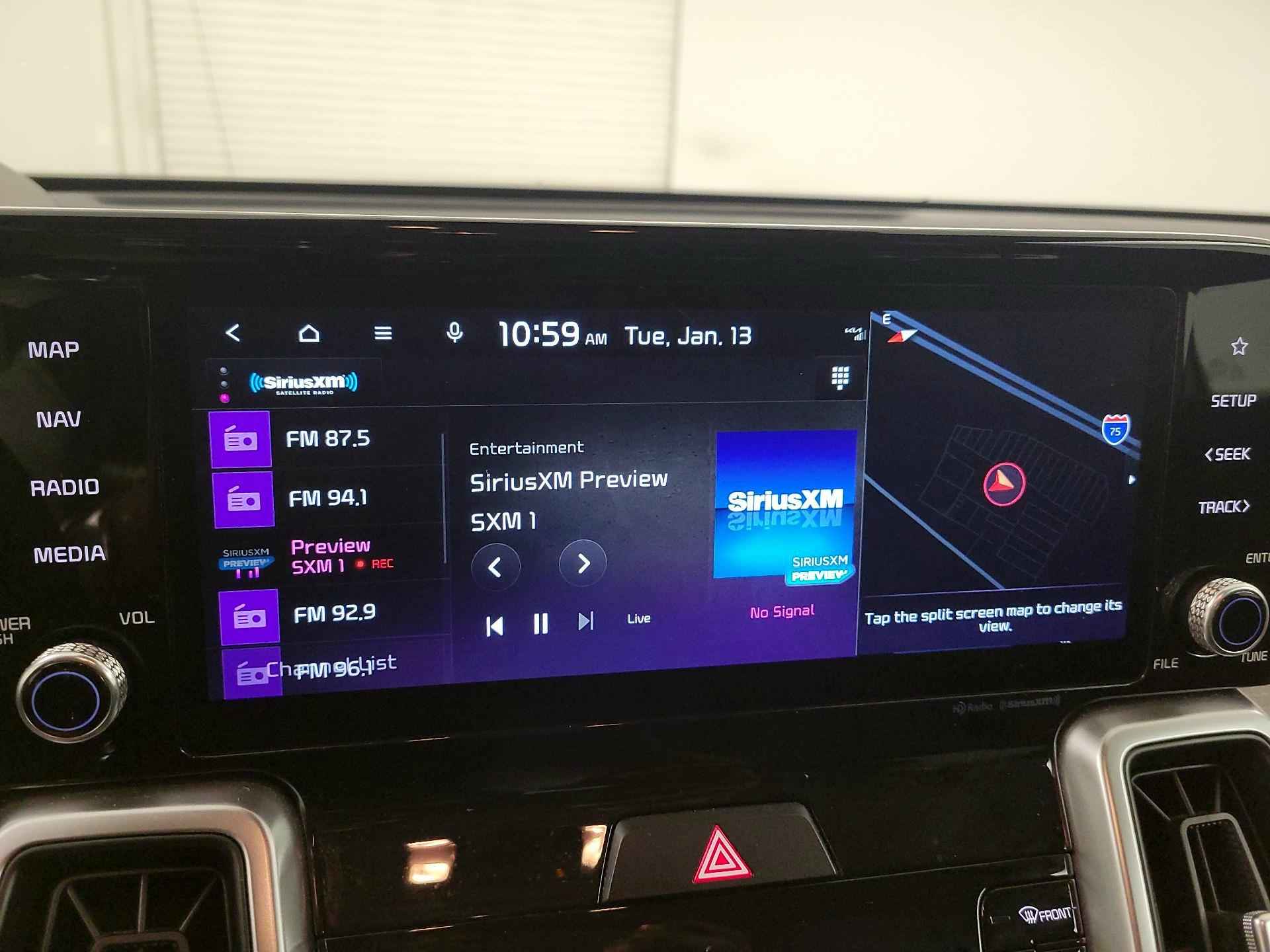 Thumbnail: 2022 Kia Sorento - 16