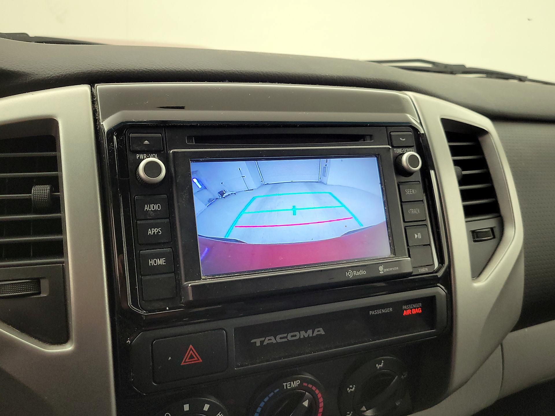 Thumbnail: 2015 Toyota Tacoma - 14