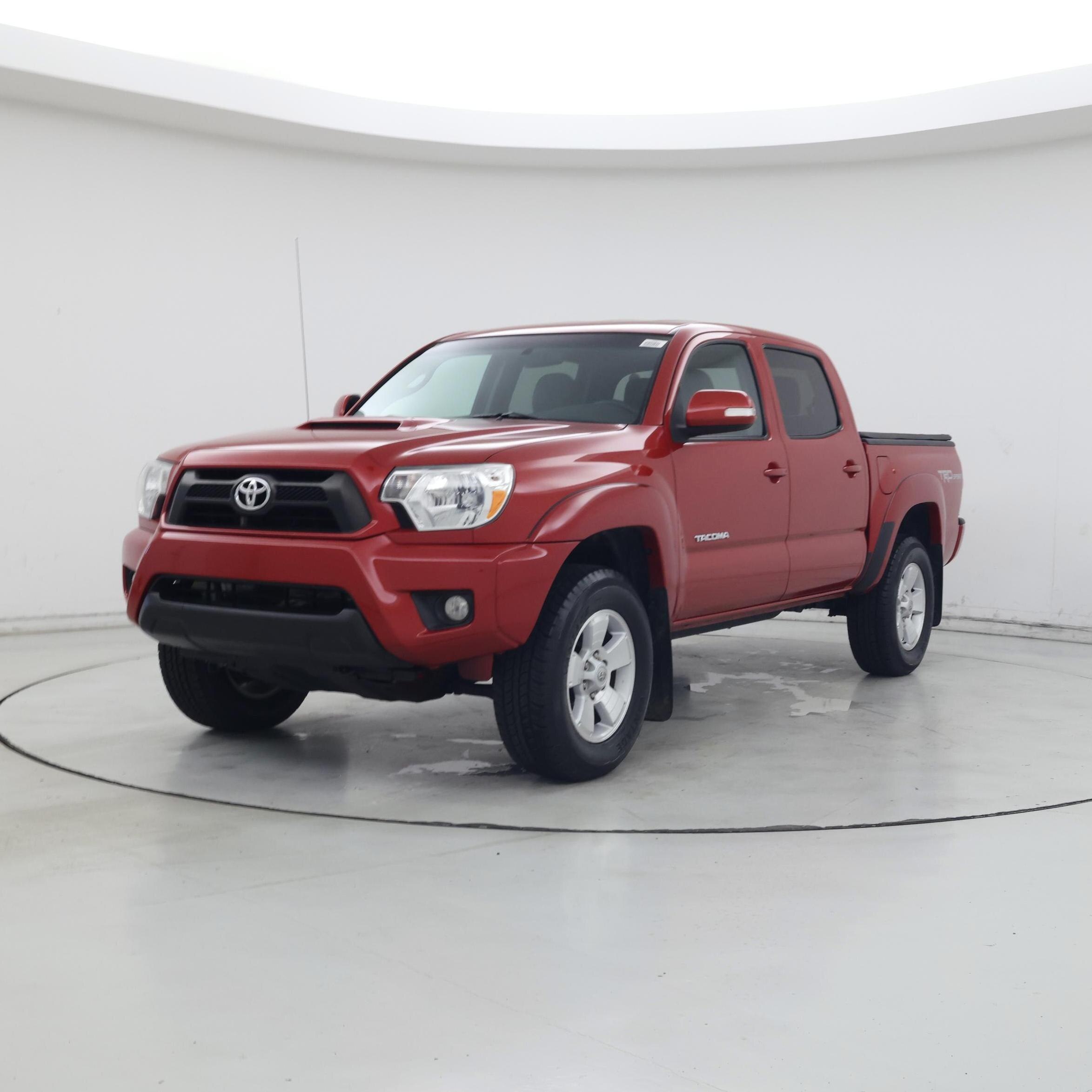 Thumbnail: 2015 Toyota Tacoma - 4