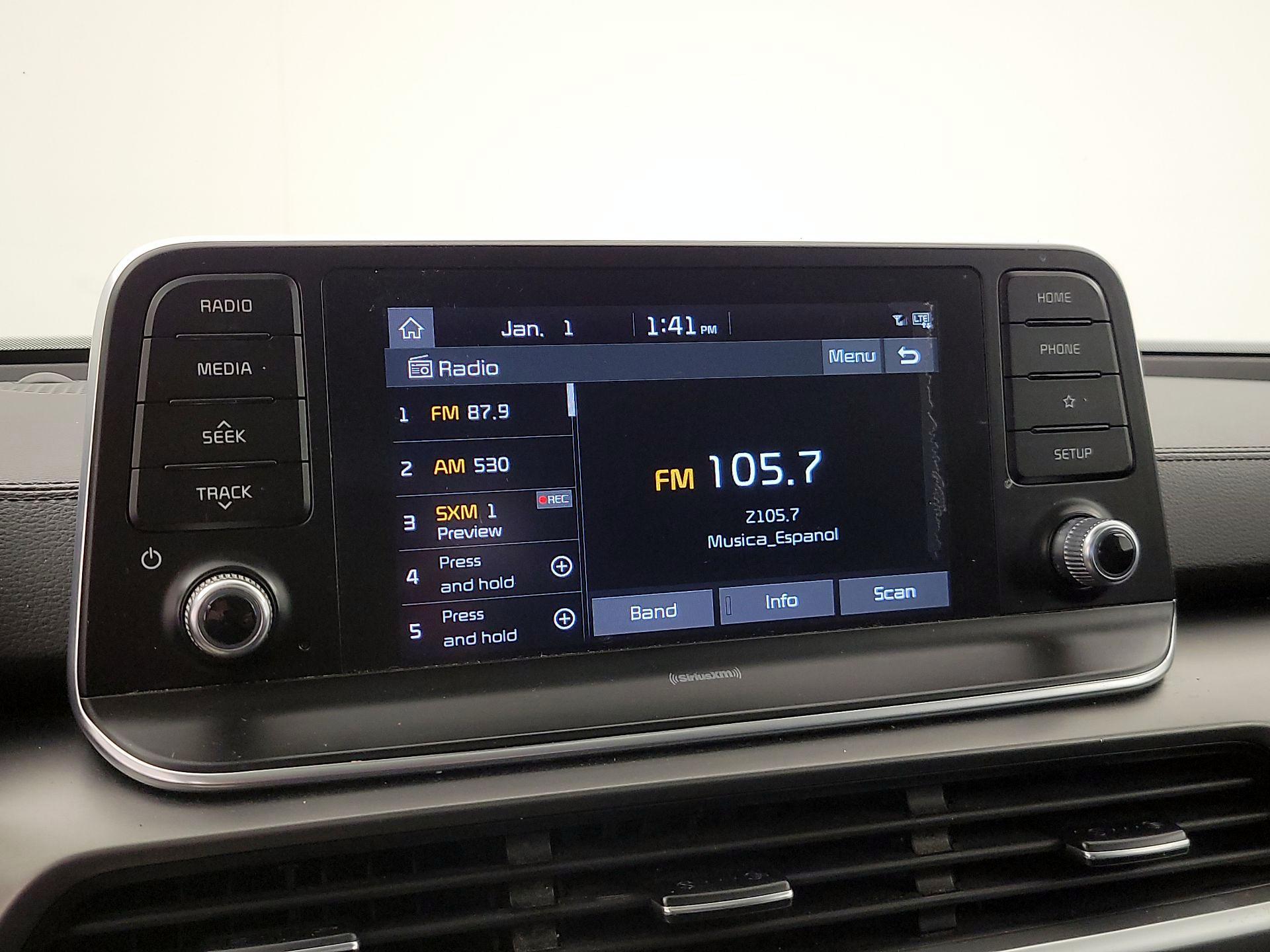 Thumbnail: 2020 Kia Telluride - 15