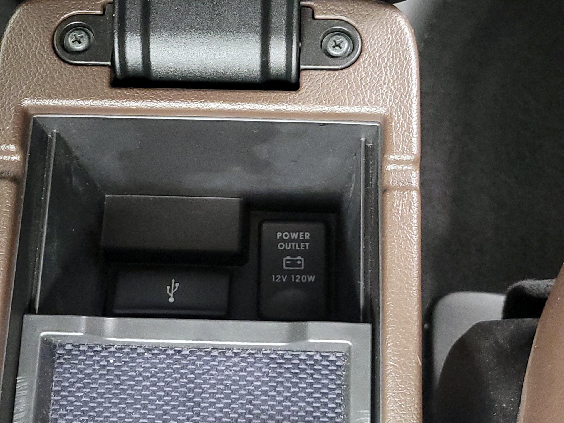 Thumbnail: 2018 Mitsubishi Outlander - 18