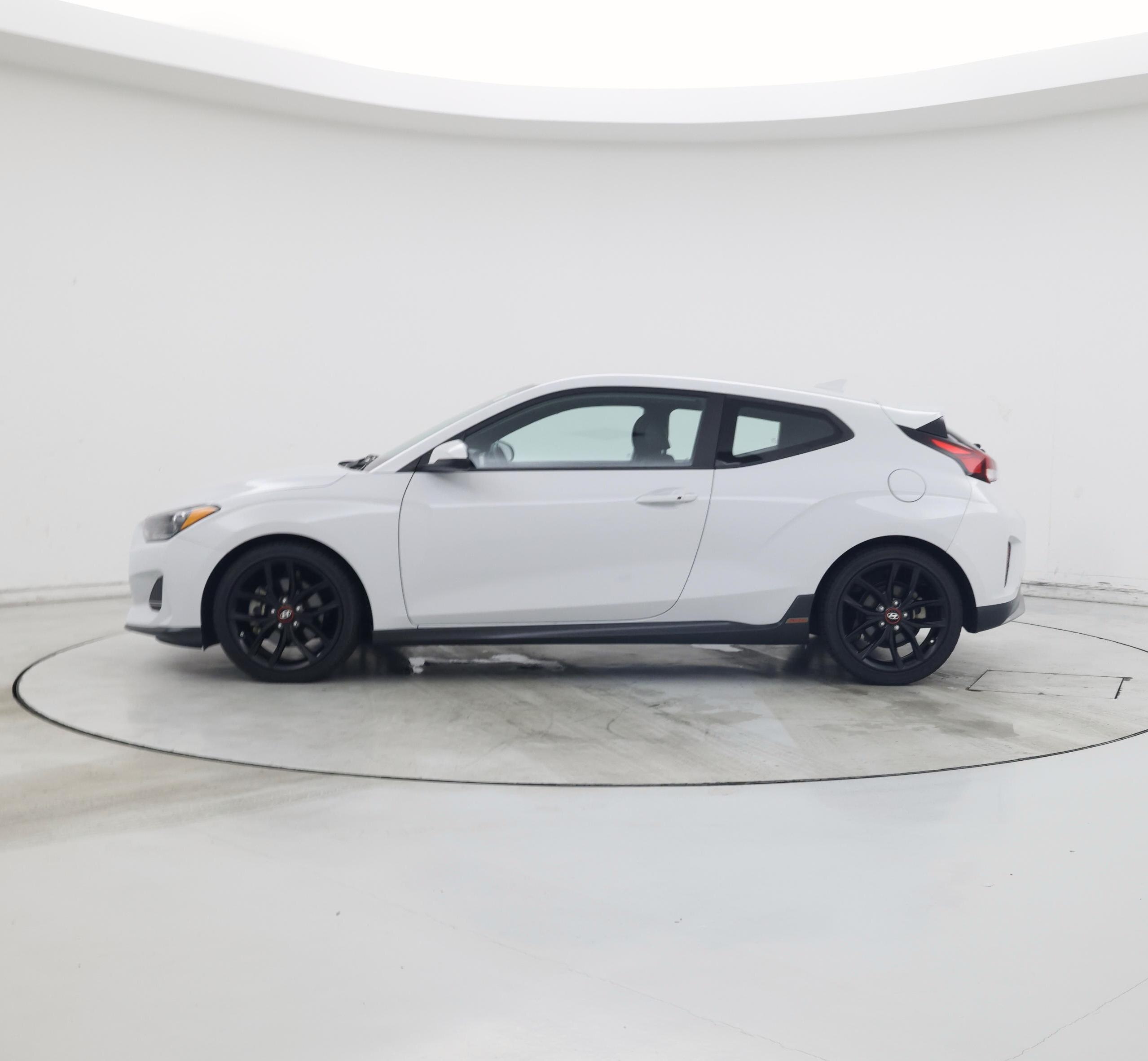 Thumbnail: 2019 Hyundai Veloster - 3