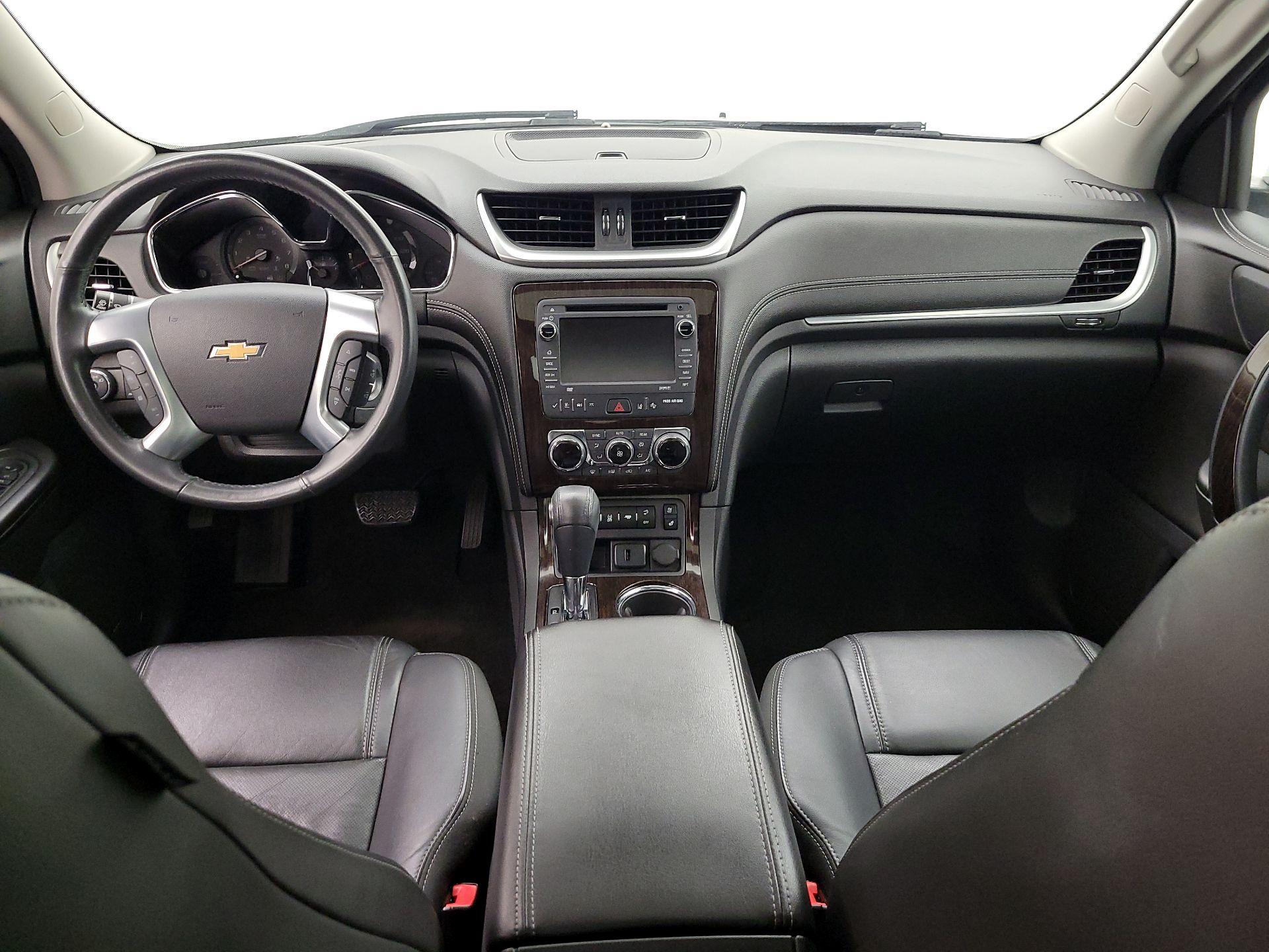 Thumbnail: 2016 Chevrolet Traverse - 9