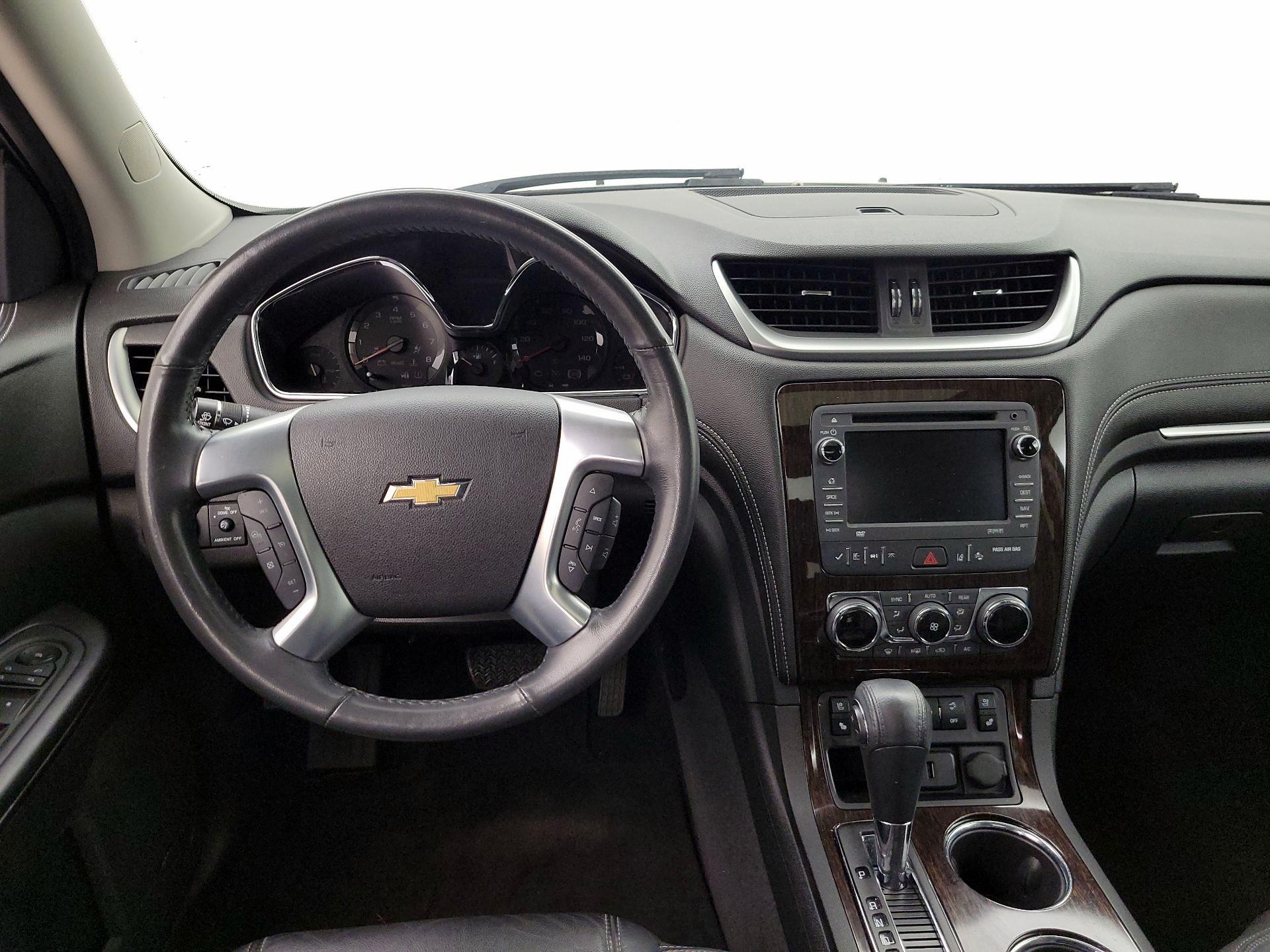Thumbnail: 2016 Chevrolet Traverse - 10