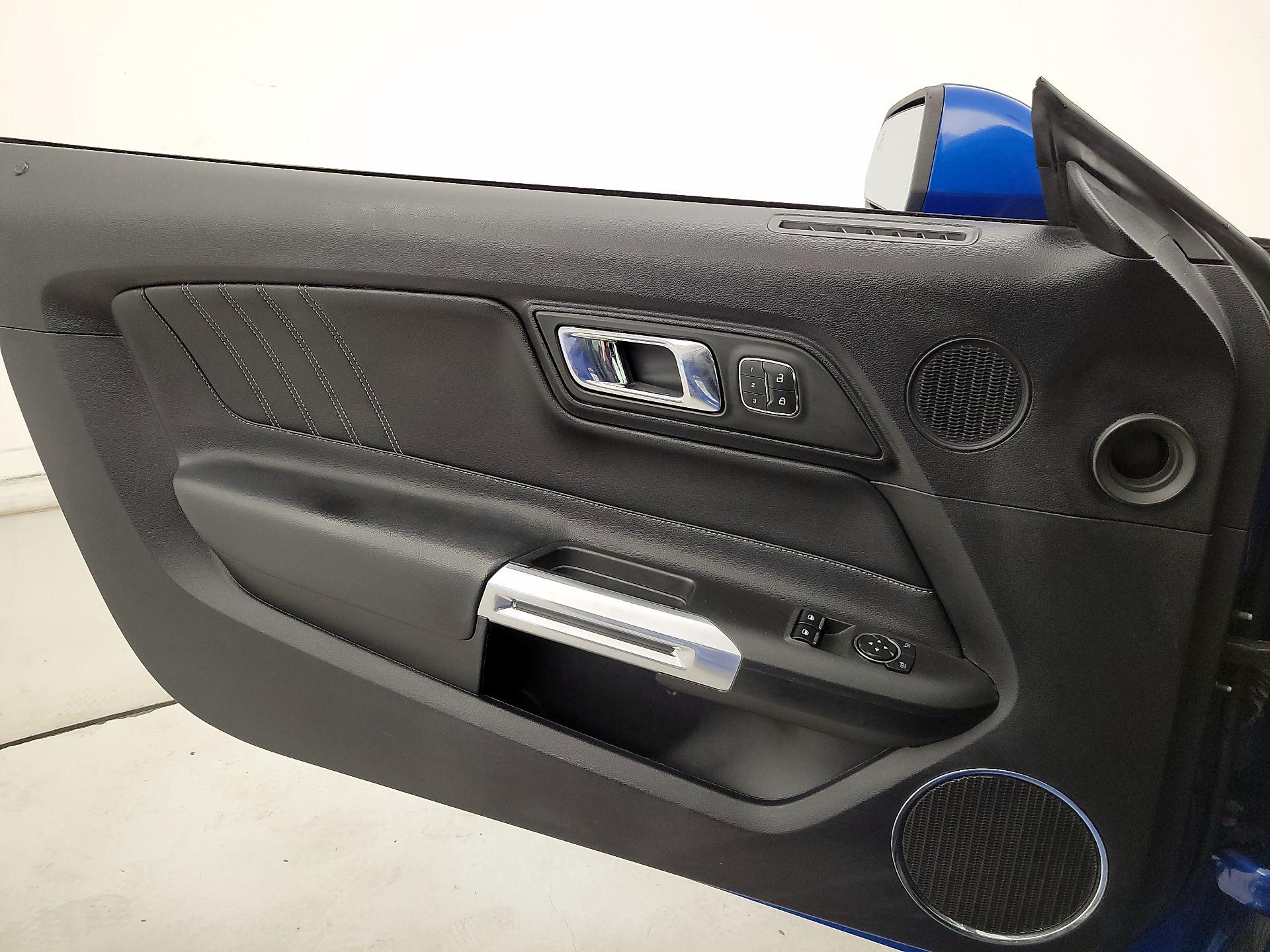 Thumbnail: 2017 Ford Mustang - 12